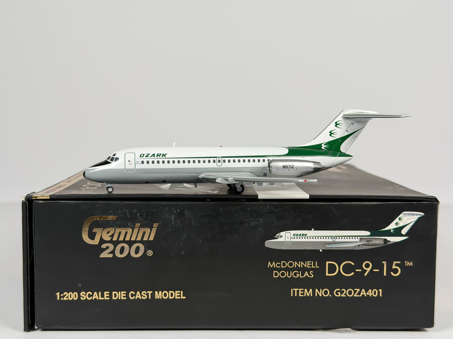 Ozark Airlines Douglas DC-9-10 1:200 Gemini Jets N971Z (G2OZA401)