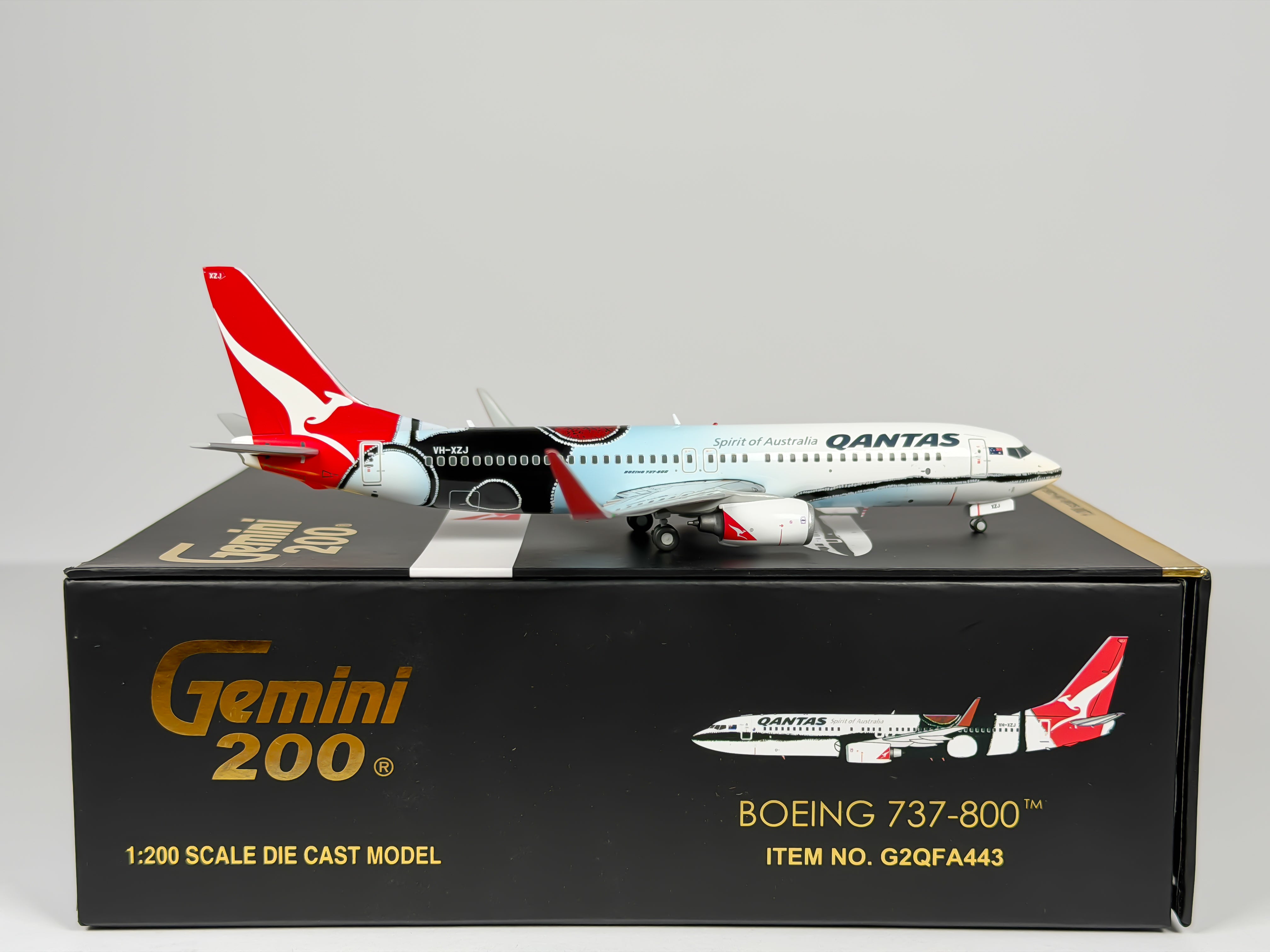 Qantas Airways Boeing 737-800 1:200 Gemini Jets VH-XZJ (G2QFA443)