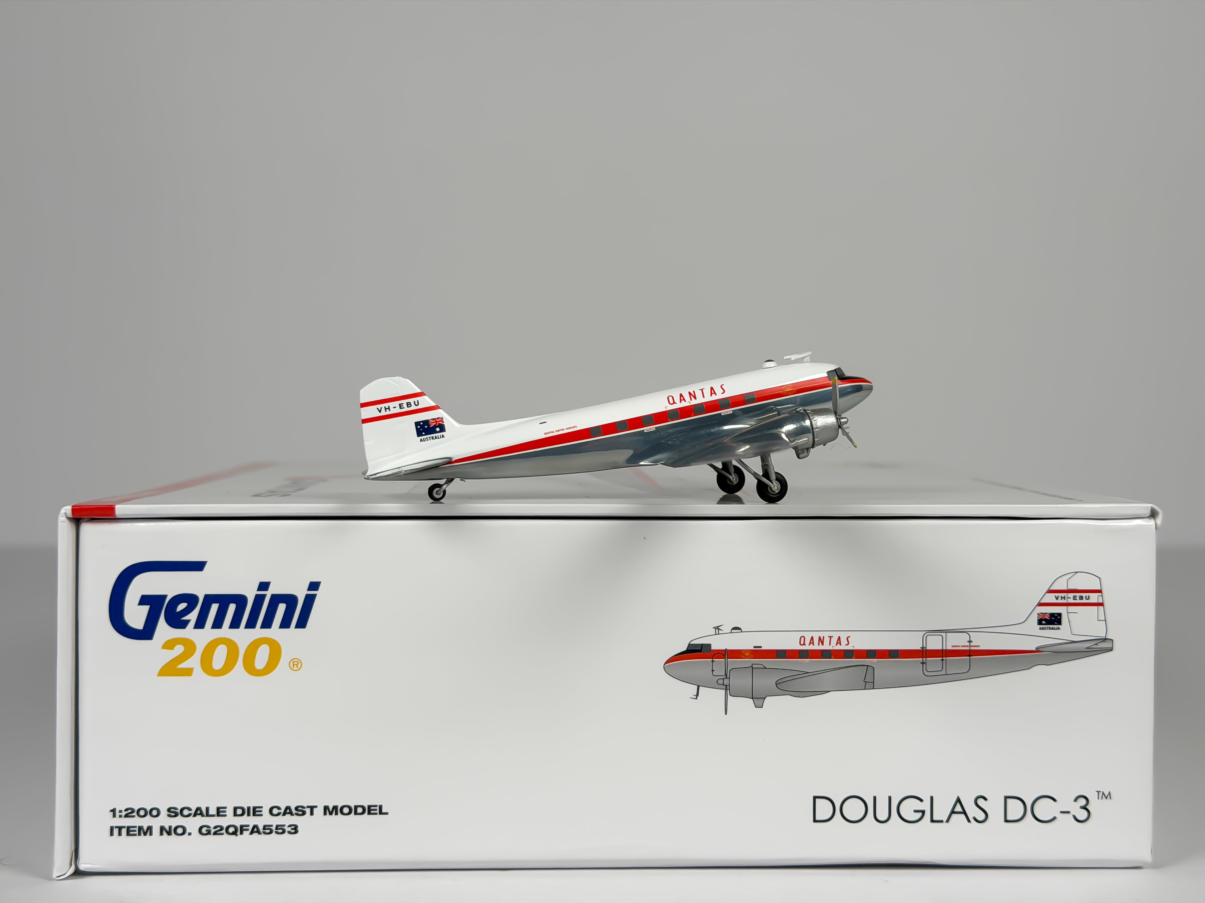 Qantas Airways Douglas DC-3 1:200 Gemini Jets VH-EBU (G2QFA553)