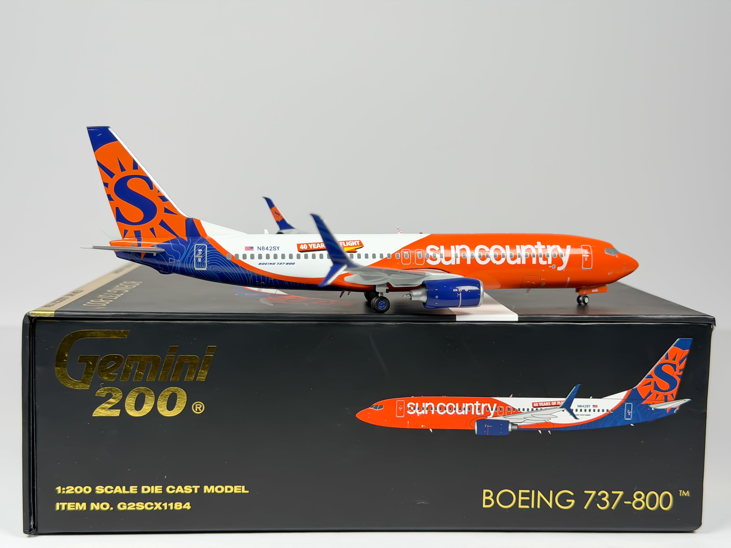 Sun Country Airlines Boeing 737-800 1:200 Gemini Jets N842SY (G2SCX1184)