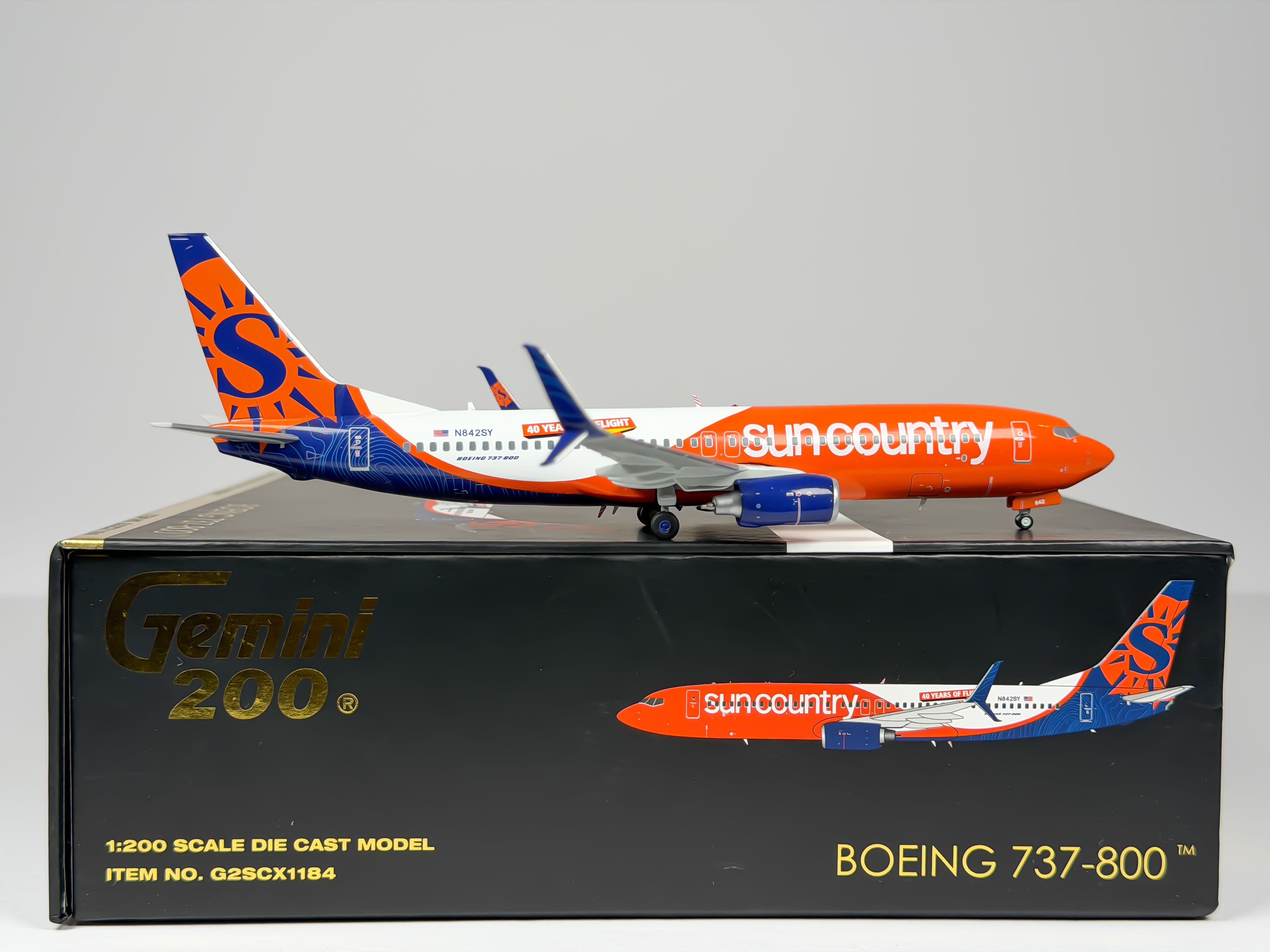 Sun Country Airlines Boeing 737-800 1:200 Gemini Jets N842SY (G2SCX1184)