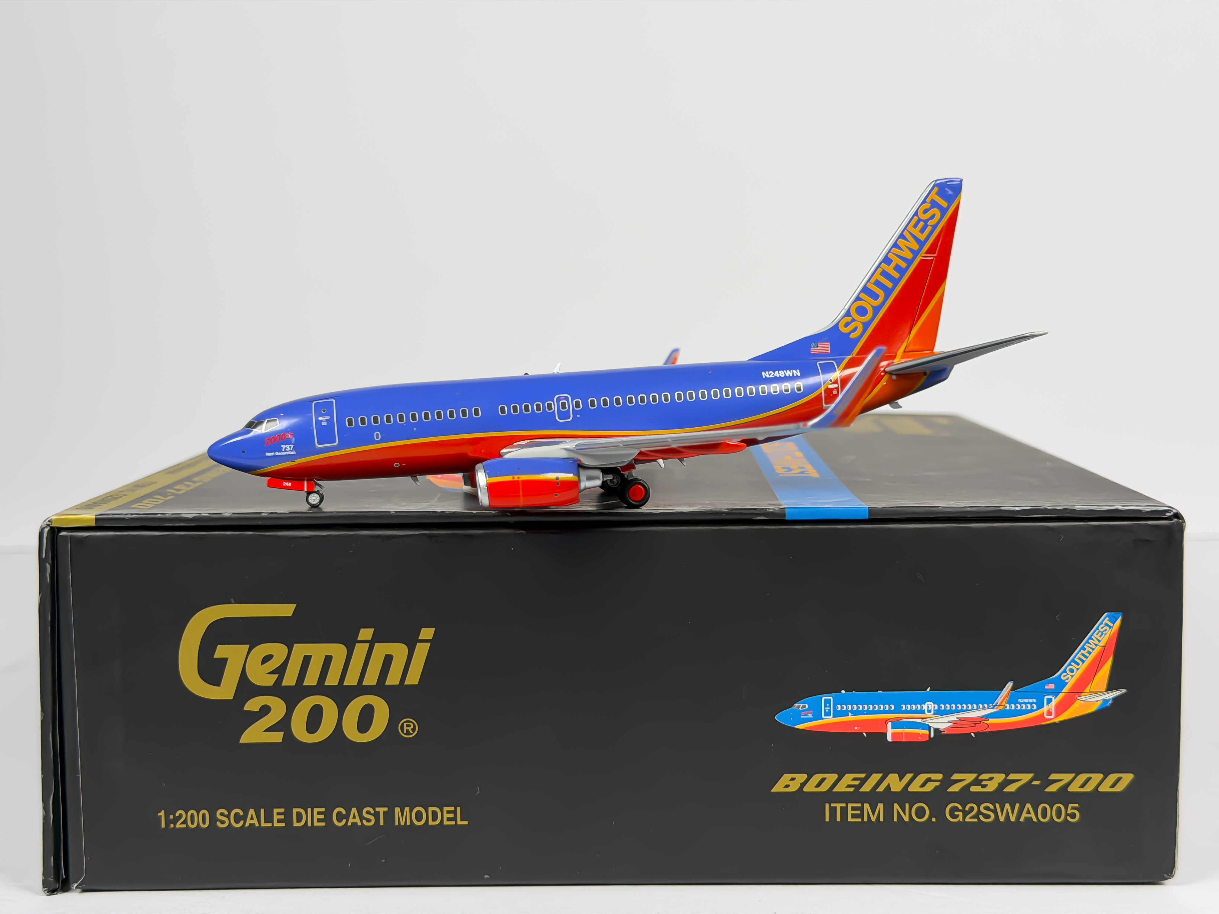 Southwest Airlines Boeing 737-700 1:200 Gemini Jets N248WN (G2SWA005)