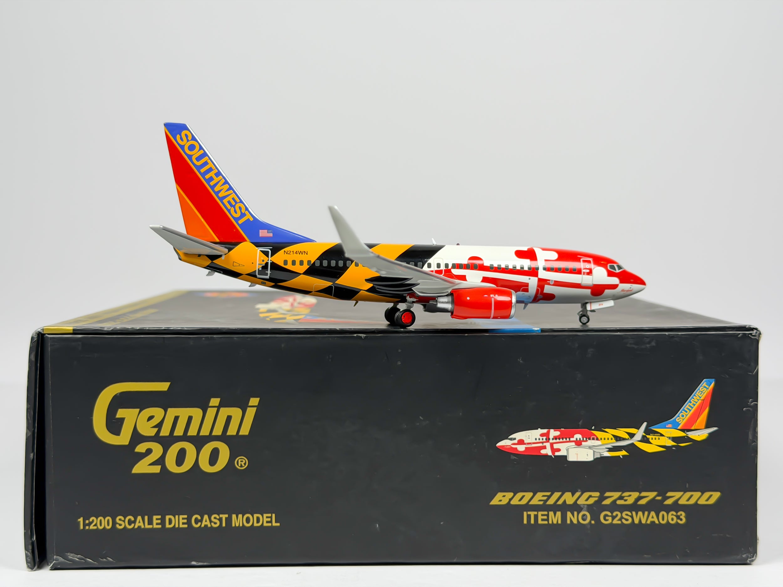 Southwest Airlines Boeing 737-700 1:200 Gemini Jets N214WN (G2SWA063)