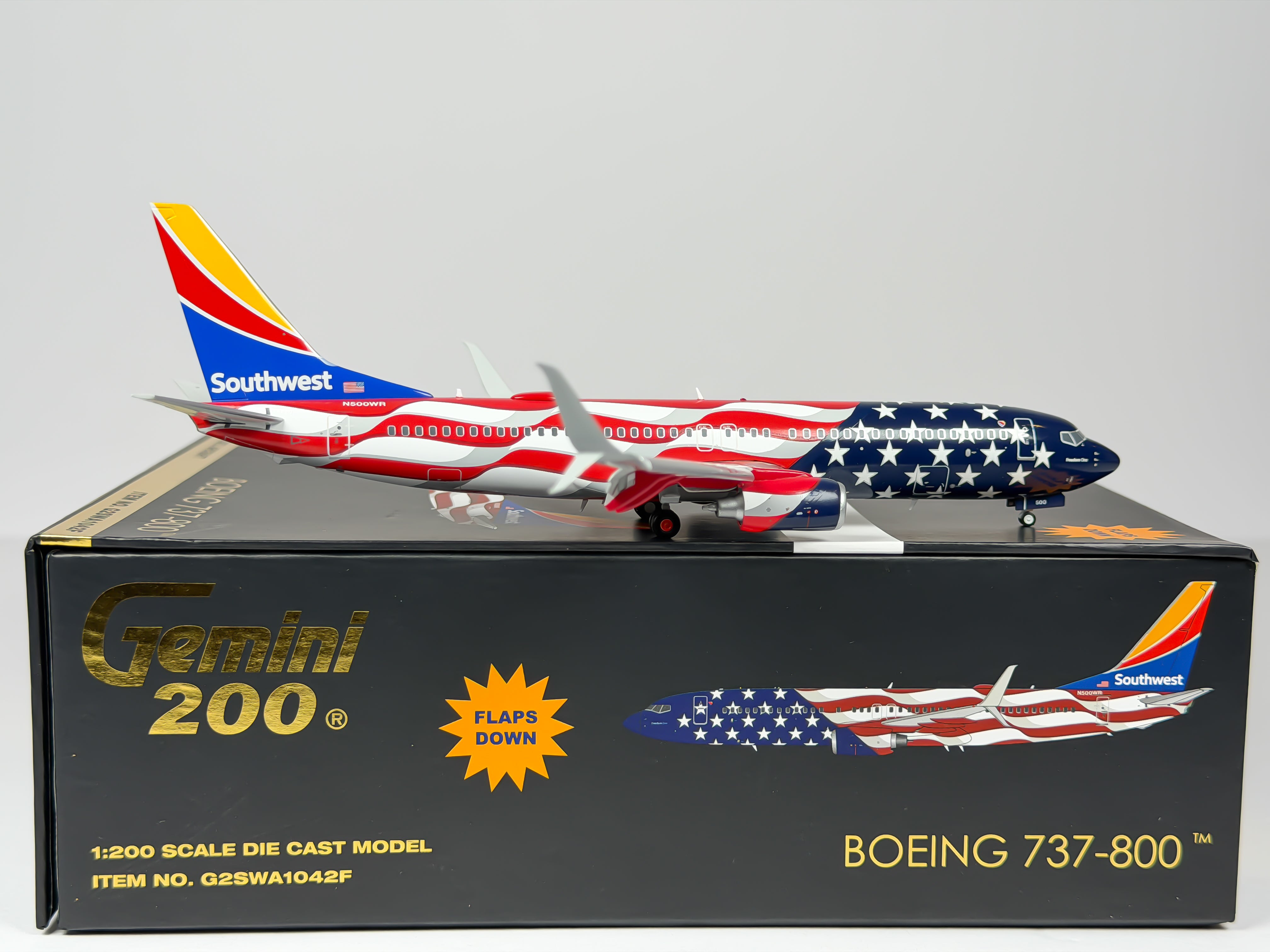 Southwest Airlines Boeing 737-800 1:200 Gemini Jets N500WR (G2SWA1042F) (Flaps Down Version)