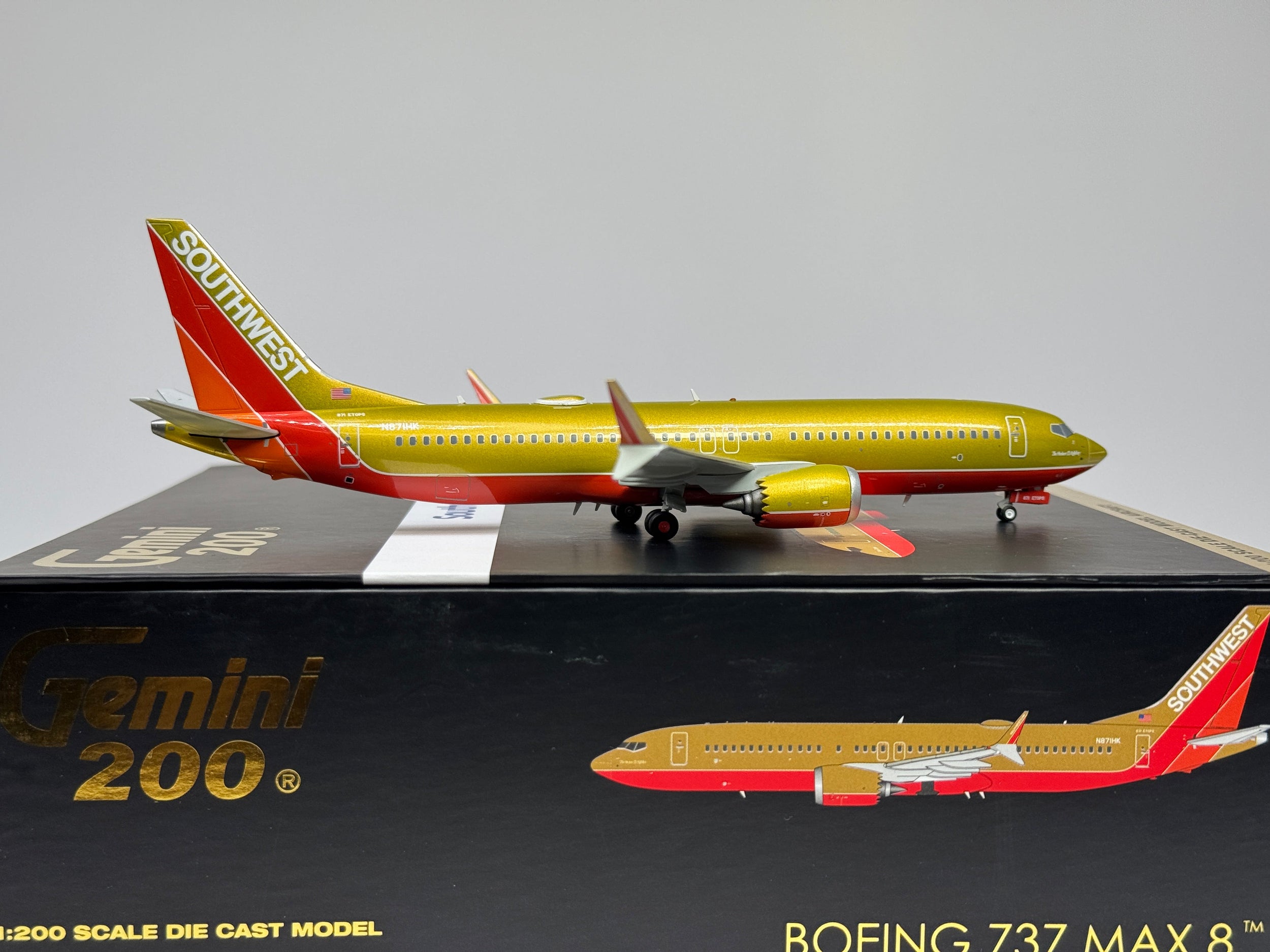 Gemini Jets 1:200 Southwest Boeing 737 MAX 8 N871HK Desert Gold G2SWA1216
