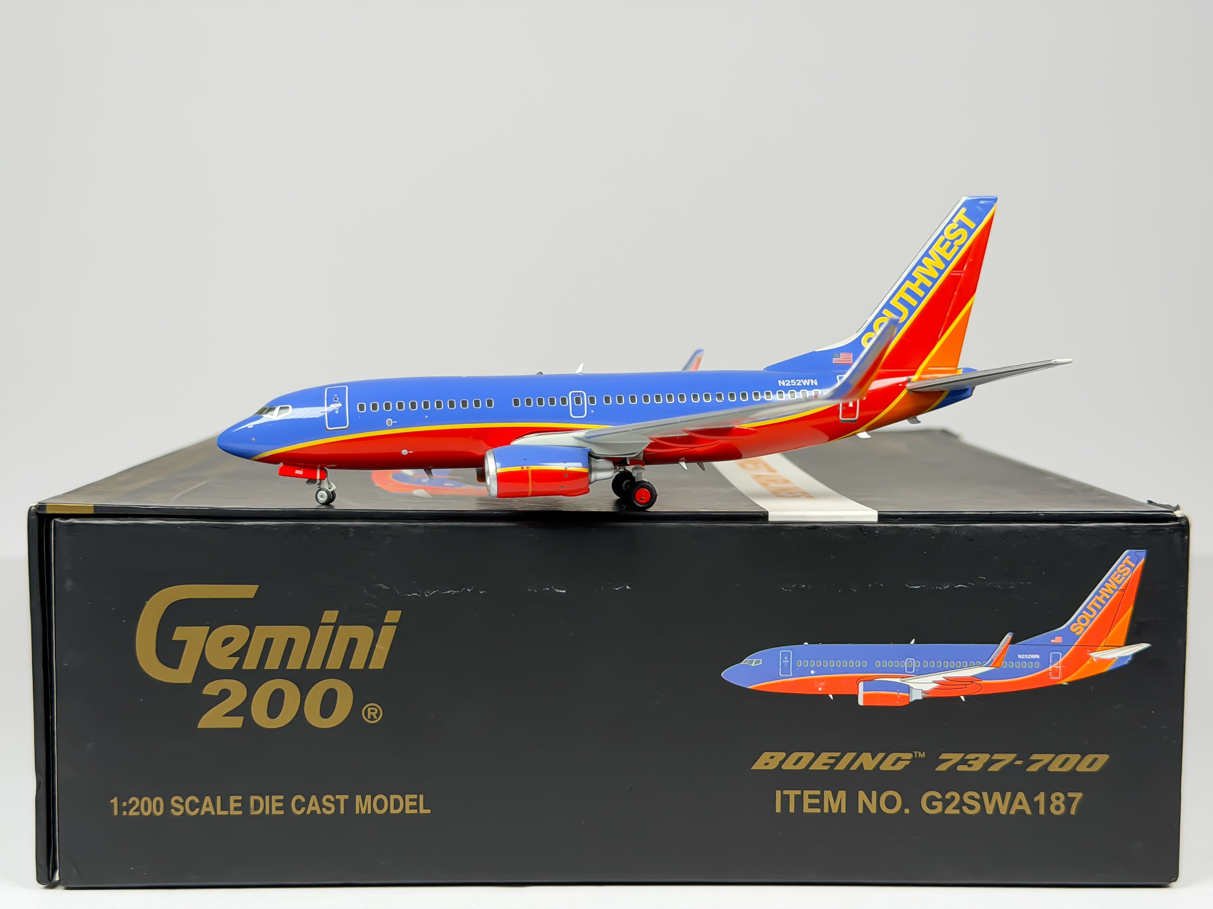 Southwest Airlines Boeing 737-700 1:200 Gemini Jets N252WN (G2SWA187)