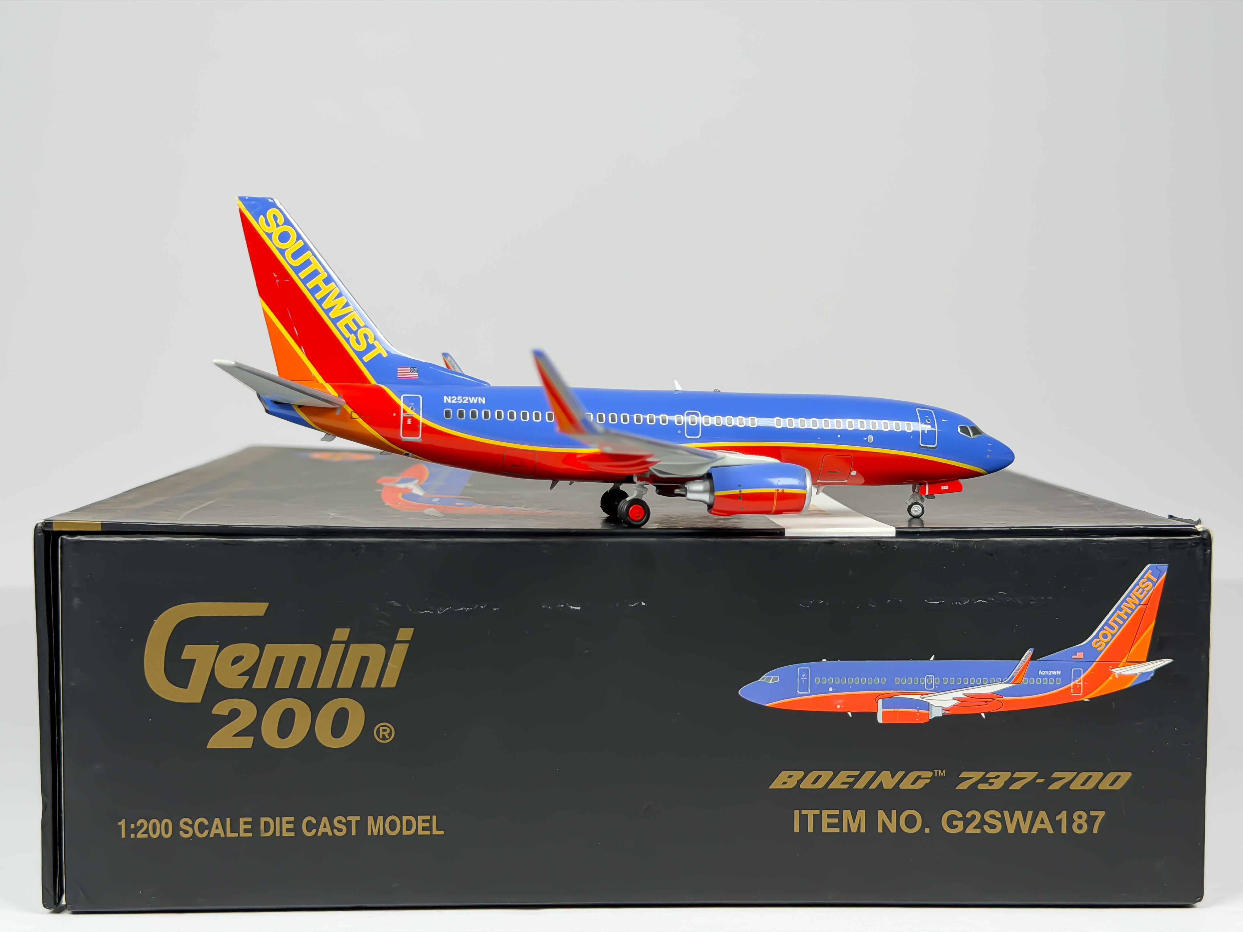 Southwest Airlines Boeing 737-700 1:200 Gemini Jets N252WN (G2SWA187)