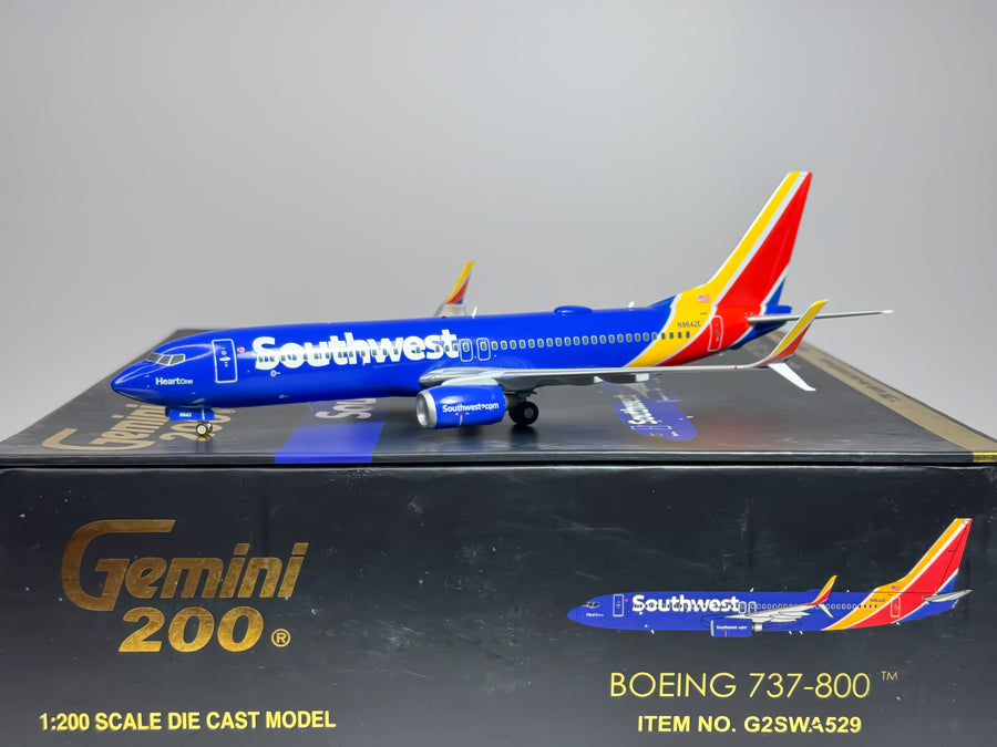 Southwest Airlines Boeing 737-800 1:200 Gemini Jets N8642E (G2SWA529)