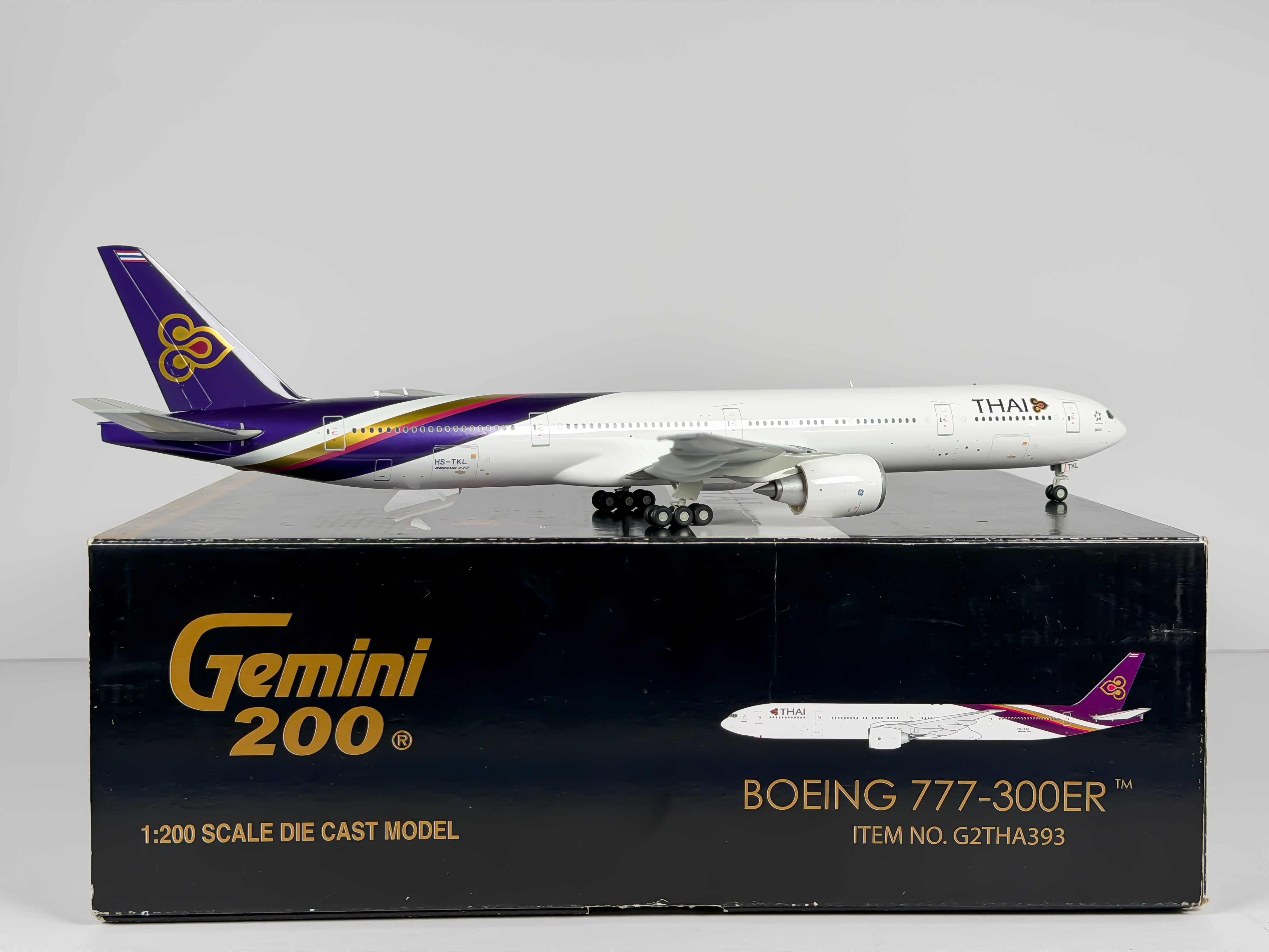Thai Airways Boeing 777-300ER 1:200 Gemini Jets HS-TKL (G2THA393)