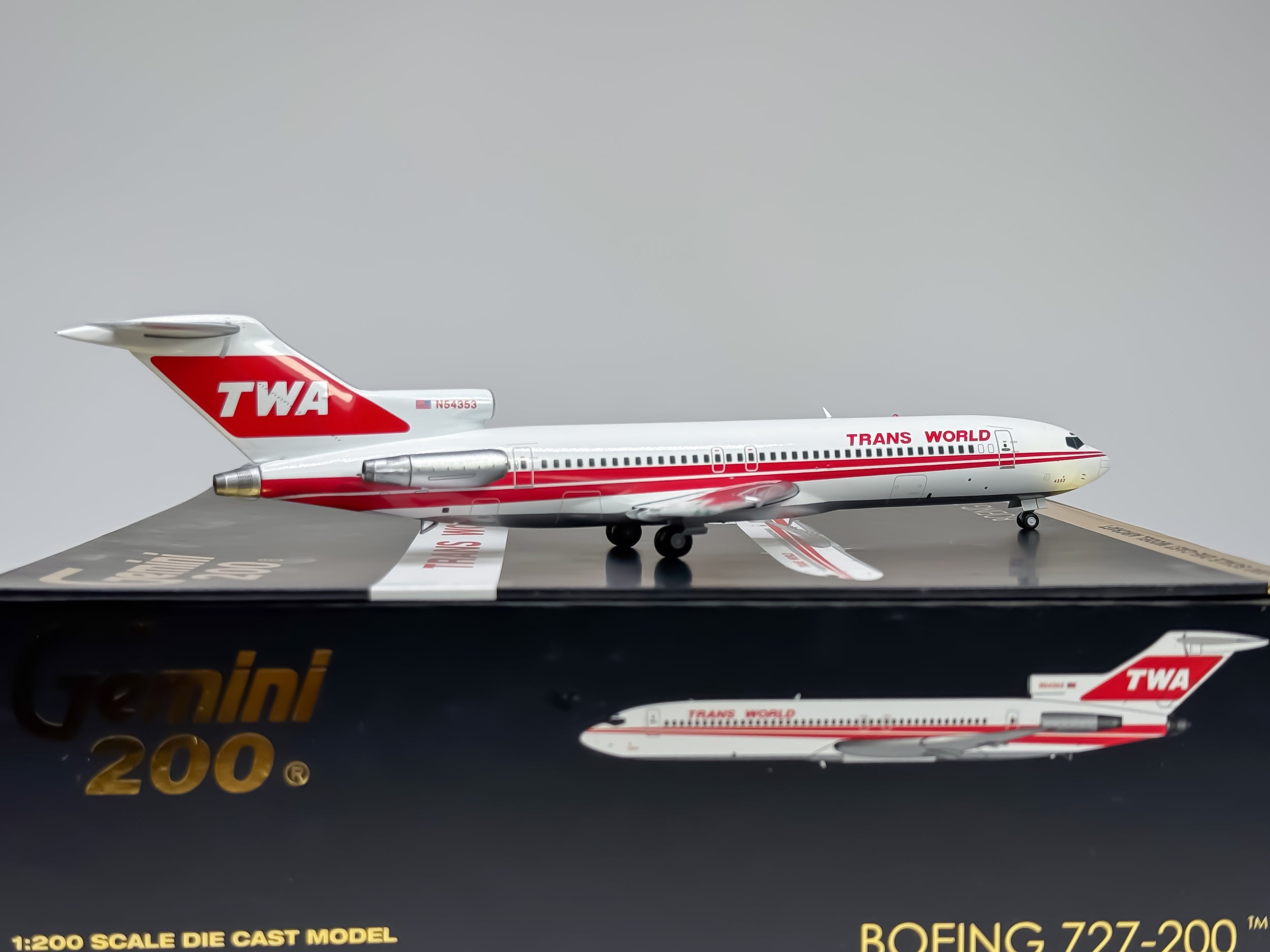 Trans World Airlines (TWA) Boeing 727-200 1:200 Gemini Jets N54353 (G2TWA343)