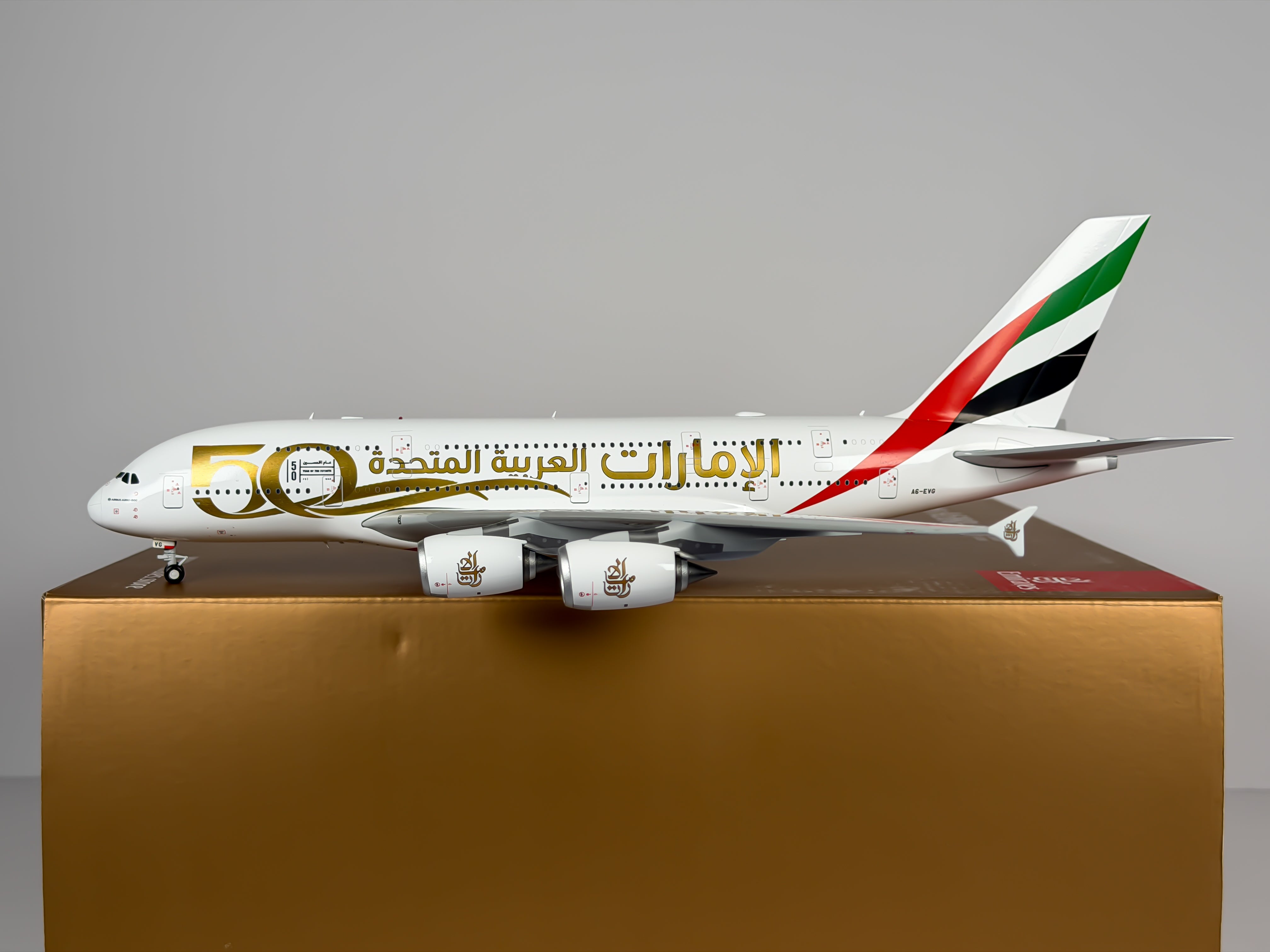 Emirates Airbus A380-800 1:200 Gemini Jets A6-EVG (G2UAE1056)