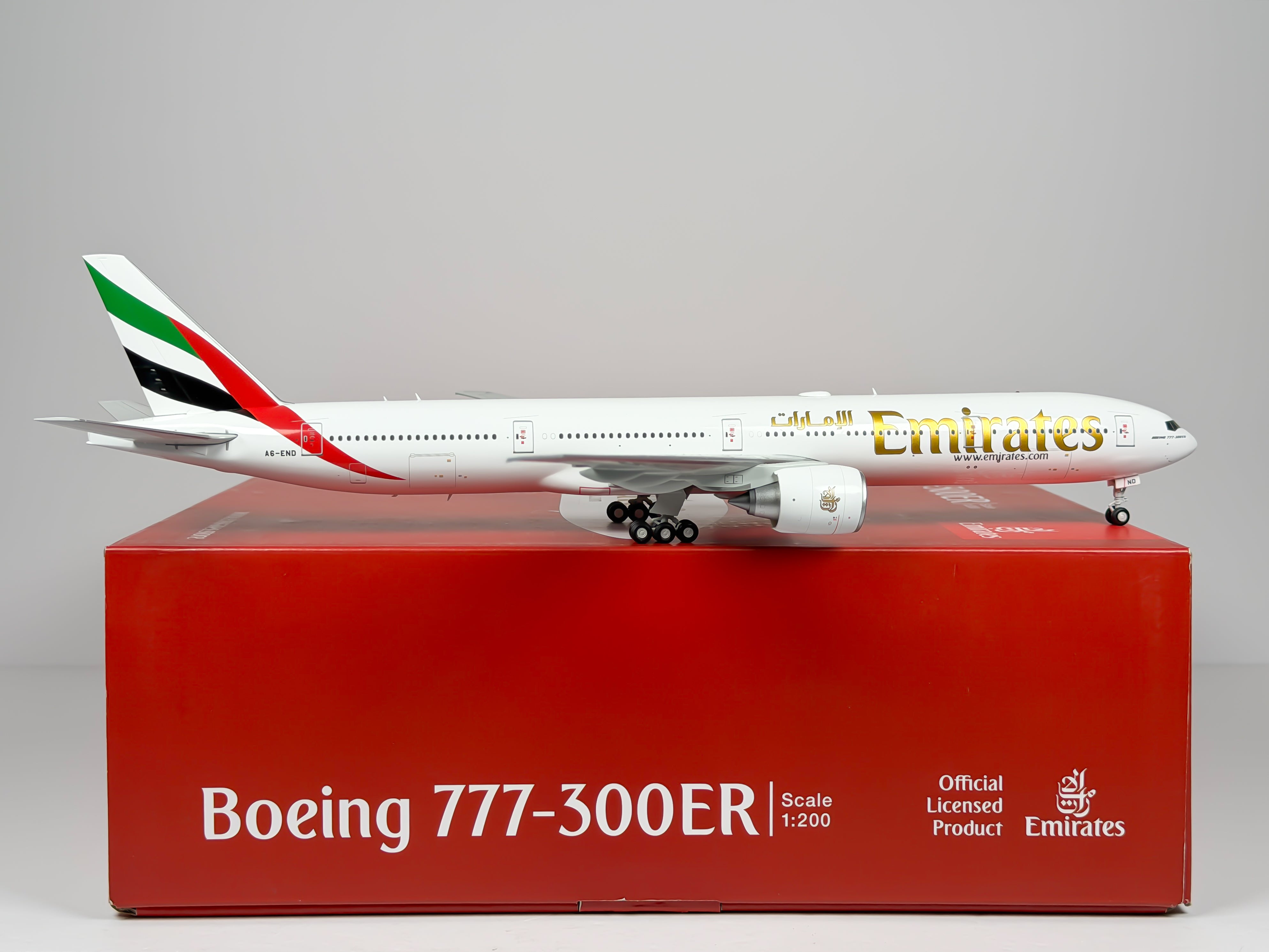 Emirates Boeing 777-300ER 1:200 Gemini Jets A6-END (G2UAE1079)