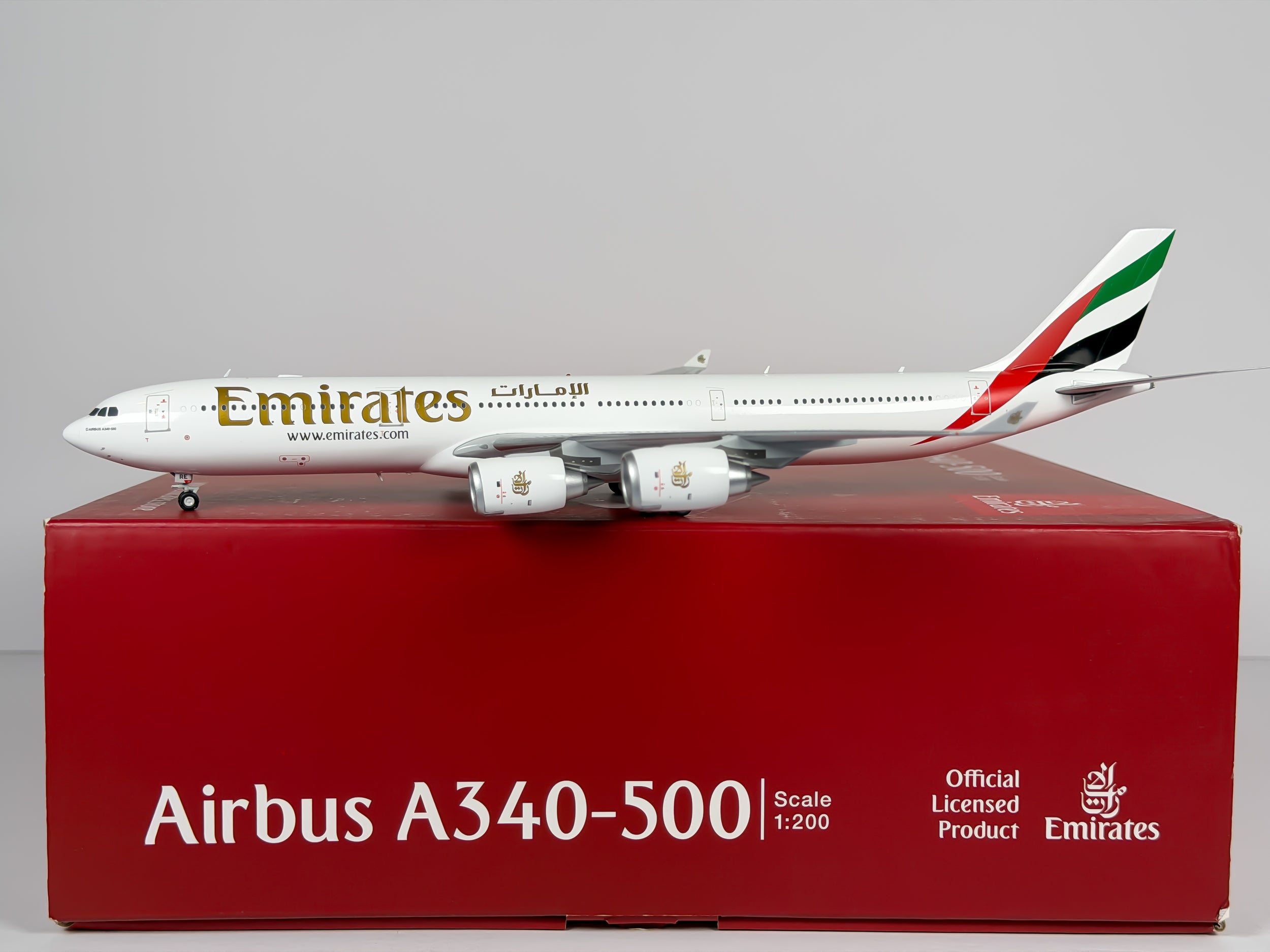 Emirates Airbus A340-500 1:200 Gemini Jets A6-ERE (G2UAE383)