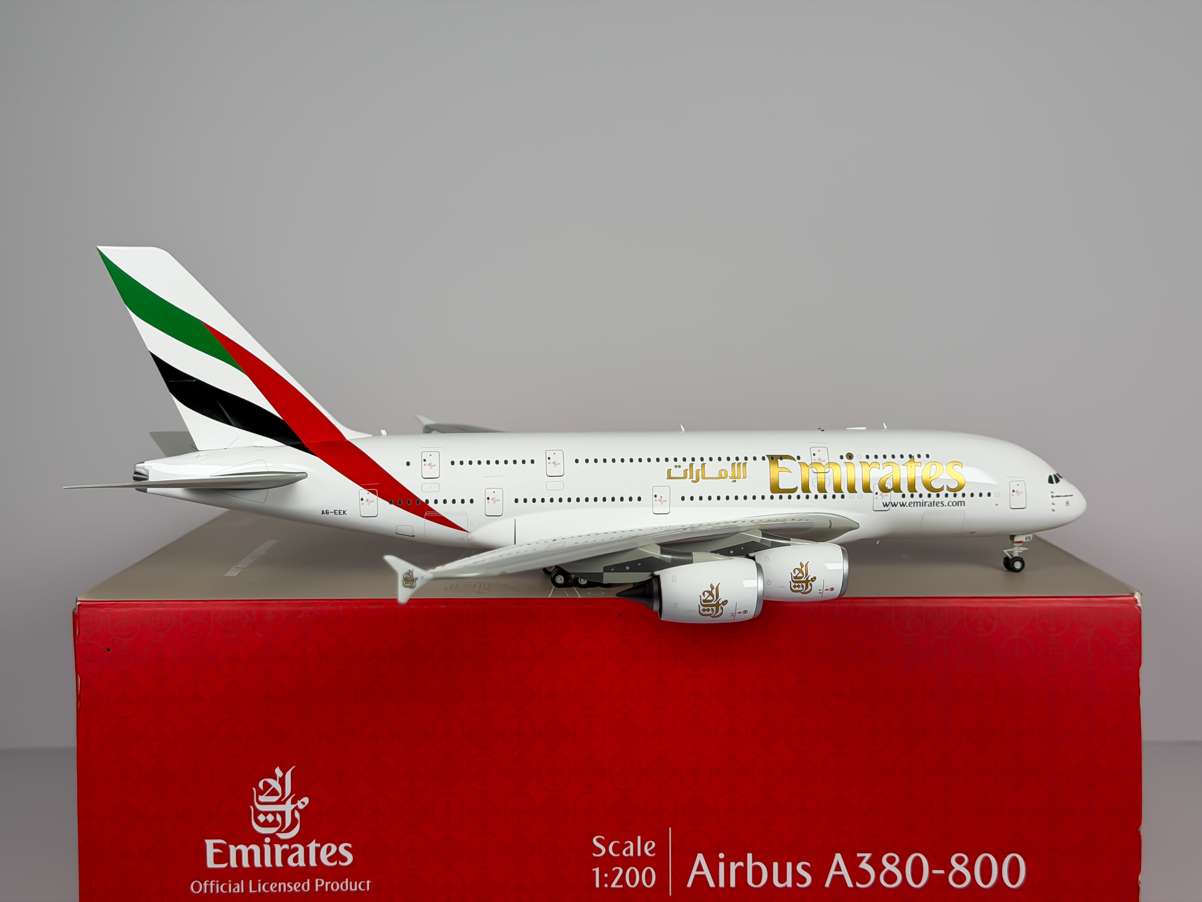 Emirates Airbus A380-800 1:200 Gemini Jets A6-EEK (G2UAE490)