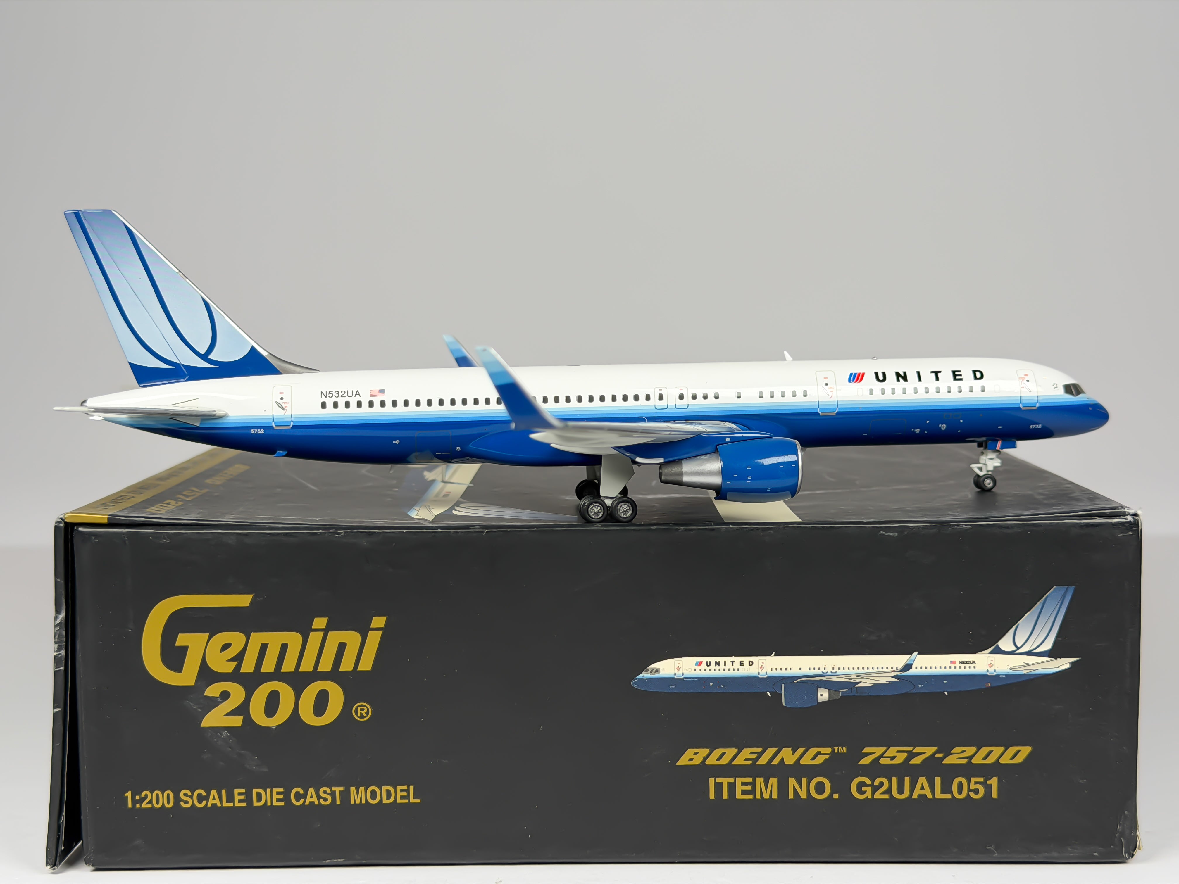 United Airlines Boeing 757-200 1:200 Gemini Jets N532UA (G2UAL051)