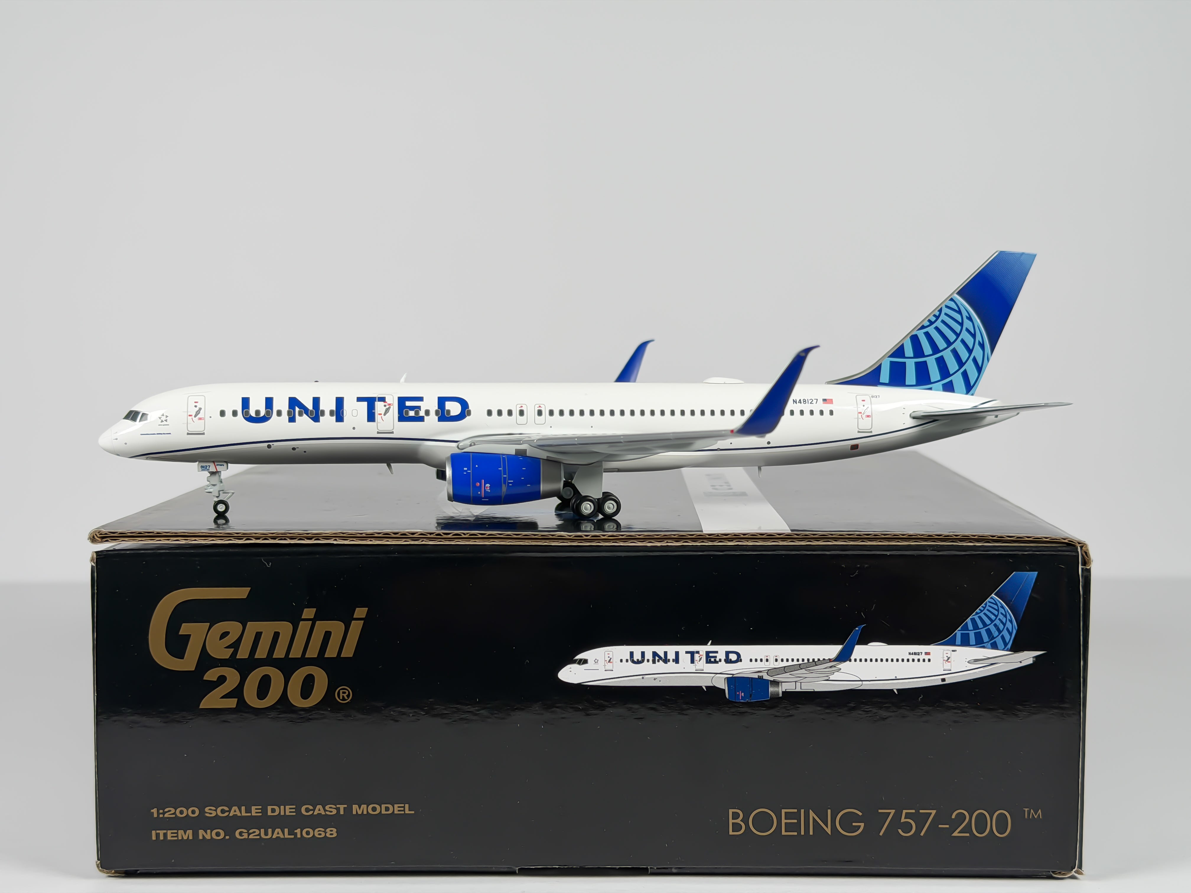 United Airlines Boeing 757-200 1:200 Gemini Jets N48127 (G2UAL1068)