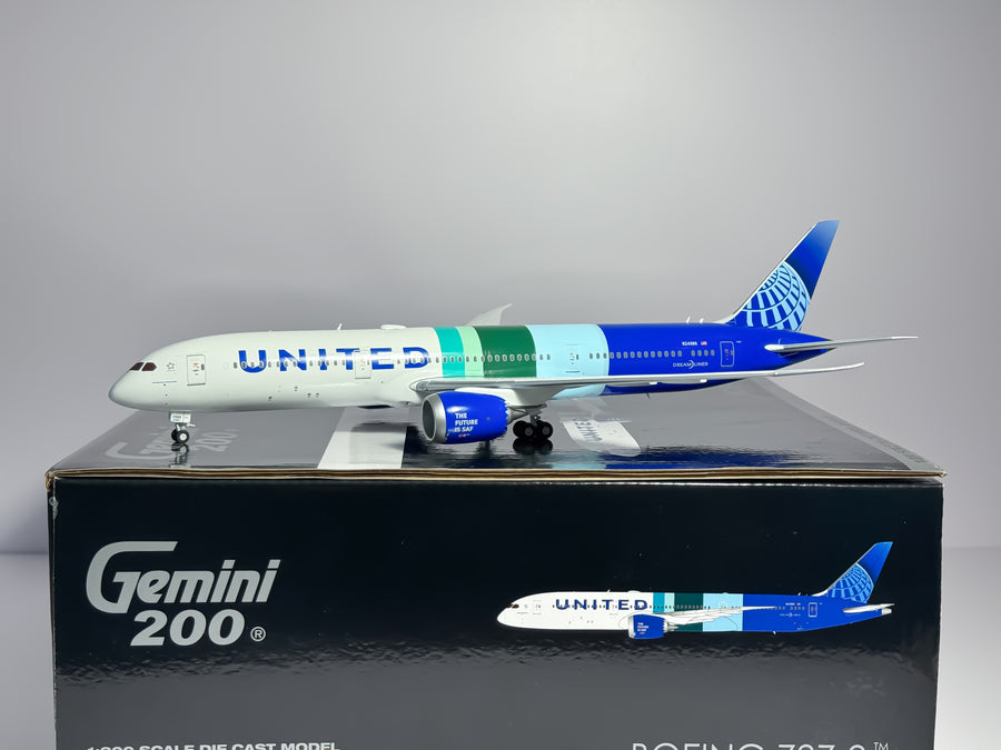 United Airlines Boeing 787-9 1:200 Gemini Jets N24988 (G2UAL1395)