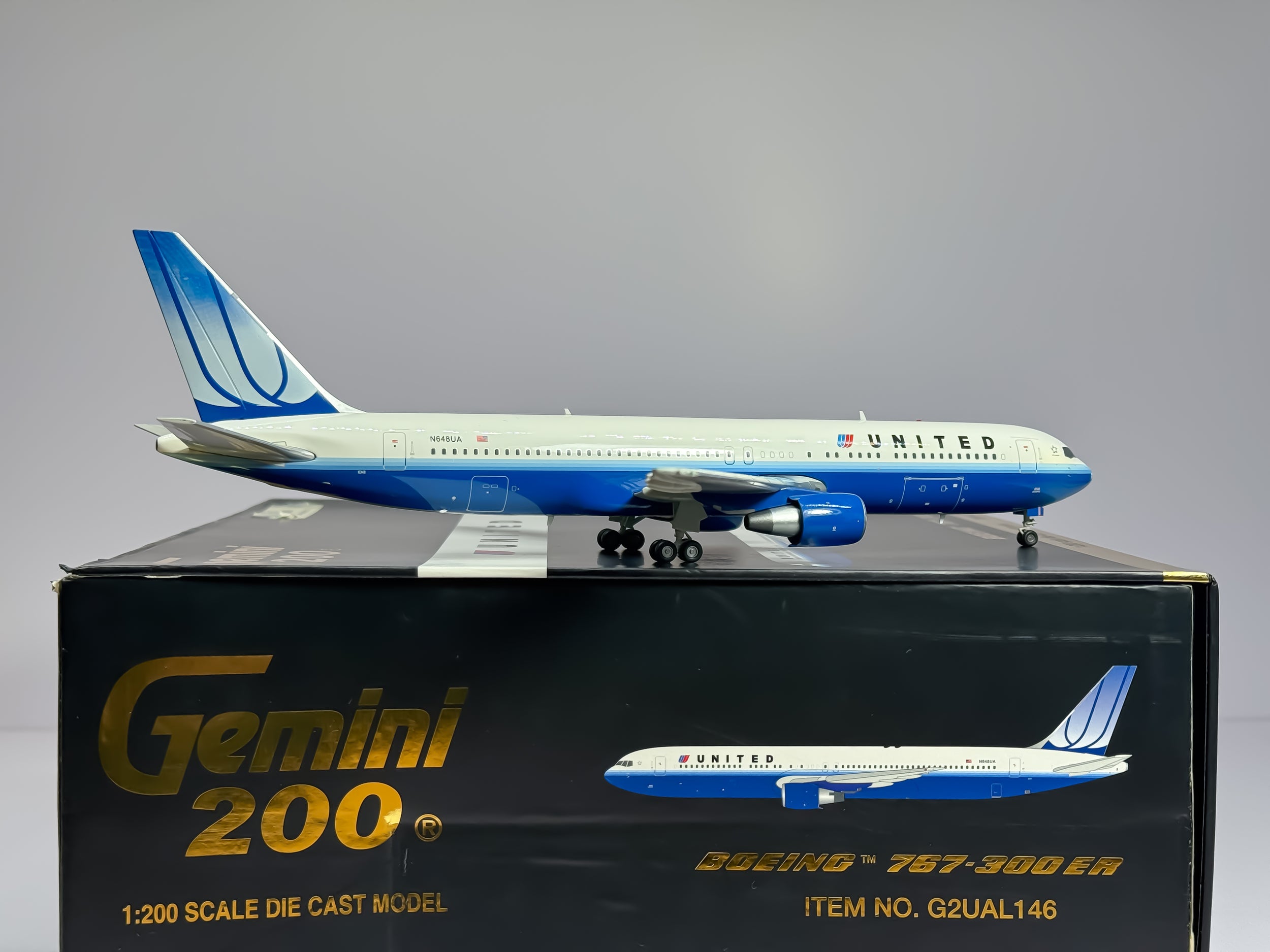United Airlines Boeing 767-300 1:200 Gemini Jets N648UA (G2UAL146)