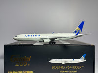 United Airlines Boeing 767-300ER 1:200 Gemini Jets N674UA (G2UAL391)