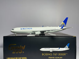 United Airlines Boeing 767-300ER 1:200 Gemini Jets N674UA (G2UAL391)