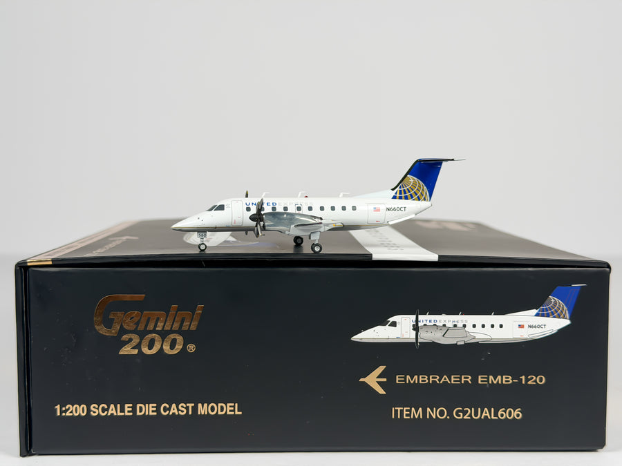 United Express Embraer EMB-120 1:200 Gemini Jets N660CT (G2UAL606)