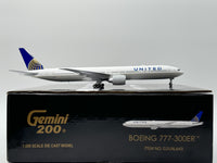 United Airlines Boeing 777-300ER 1:200 Gemini Jets N2331U (G2UAL643)
