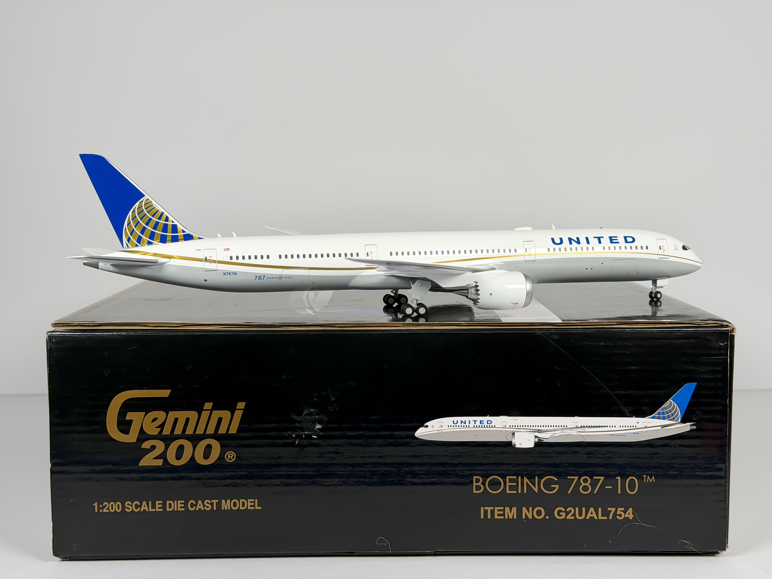United Airlines Boeing 787-10 1:200 Gemini Jets N78791 (G2UAL754)