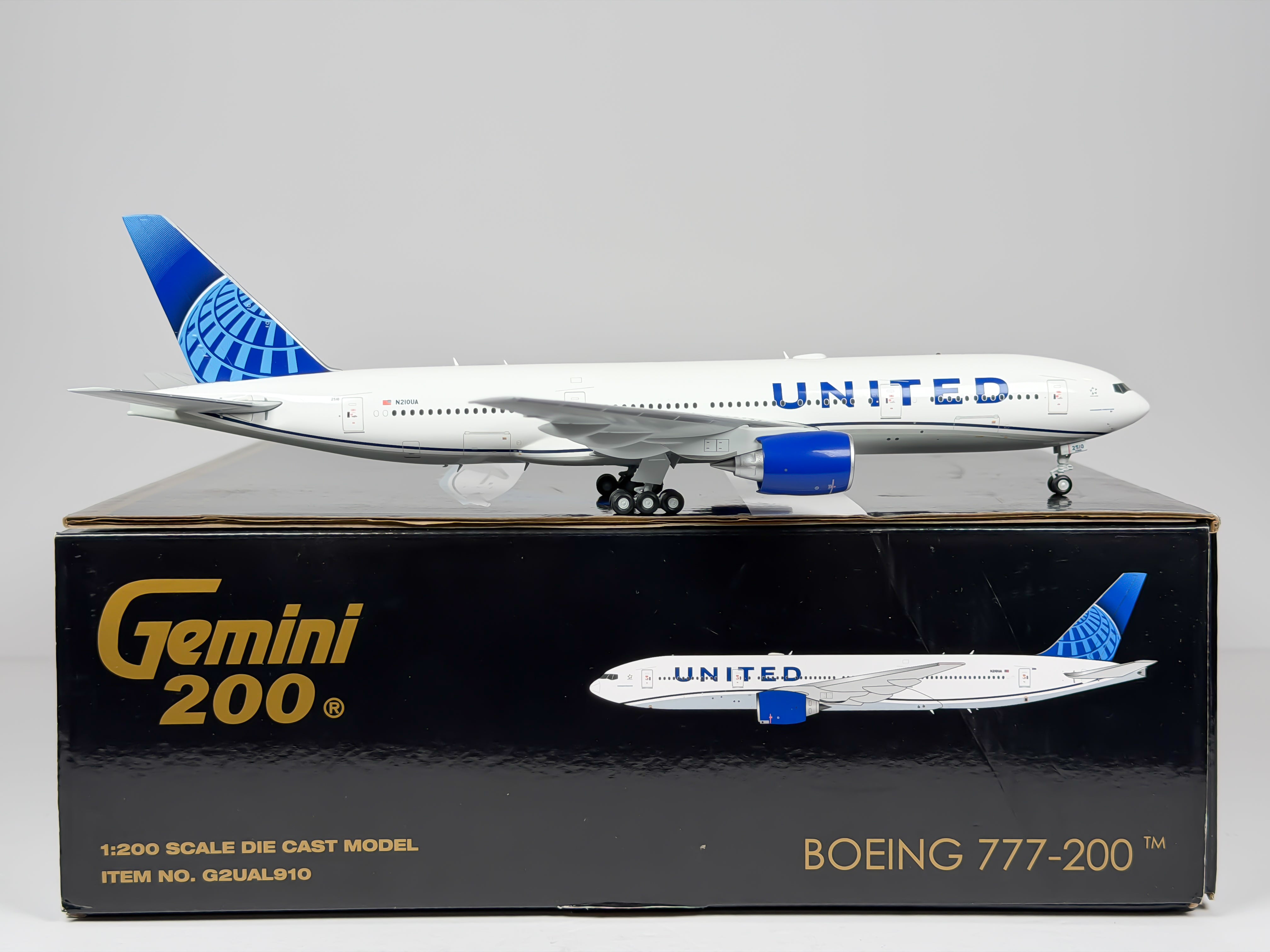 United Airlines Boeing 777-200 1:200 Gemini Jets N210UA (G2UAL910)