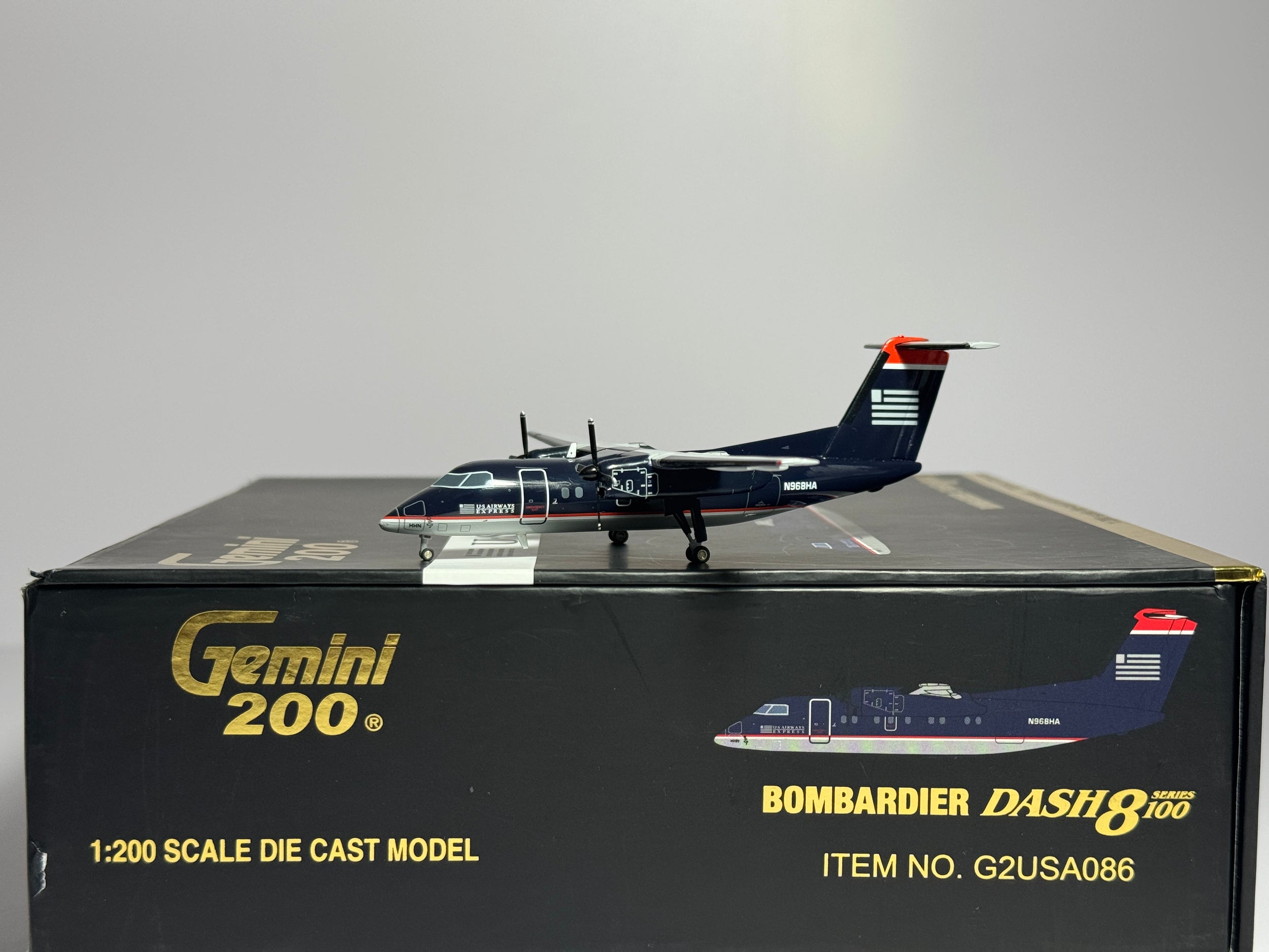 Gemini Jets 1:200 U.S Airways Express De Havilland DHC-8-100 N809EX dark blue G2USA086