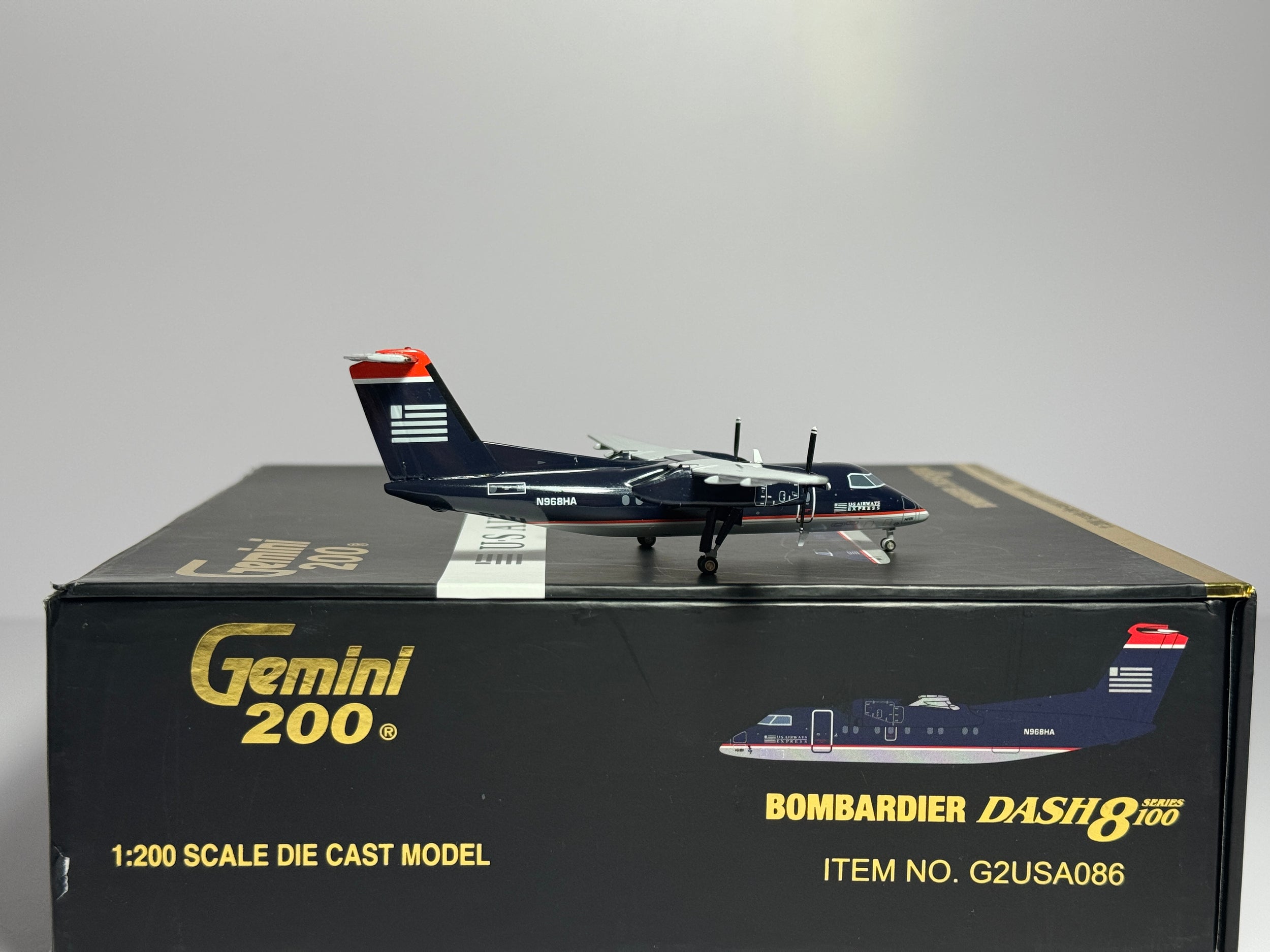 Gemini Jets 1:200 U.S Airways Express De Havilland DHC-8-100 N809EX dark blue G2USA086