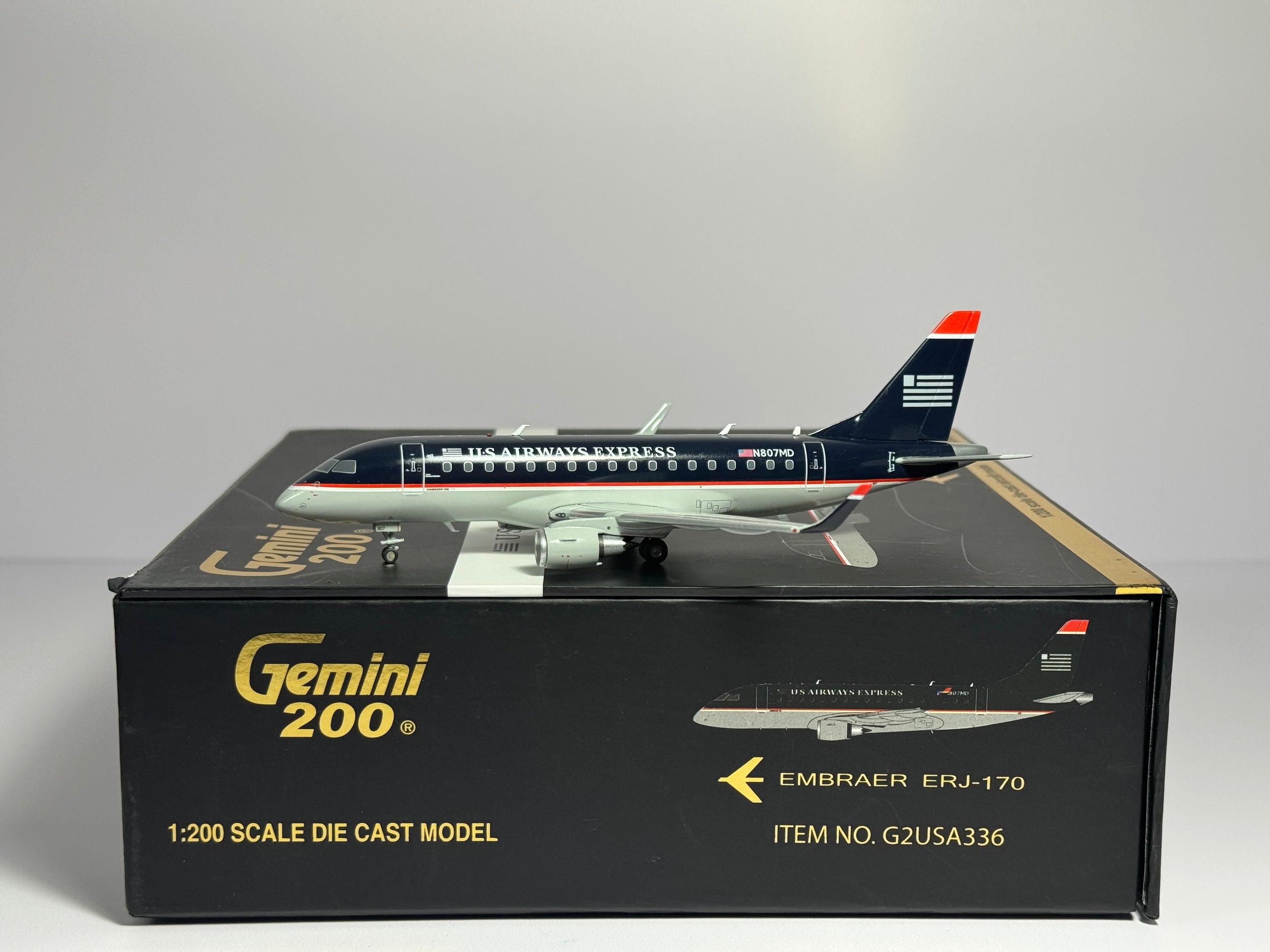 Gemini Jets 1:200 U.S Airways Express Embraer E170 N807MD dark blue G2USA336