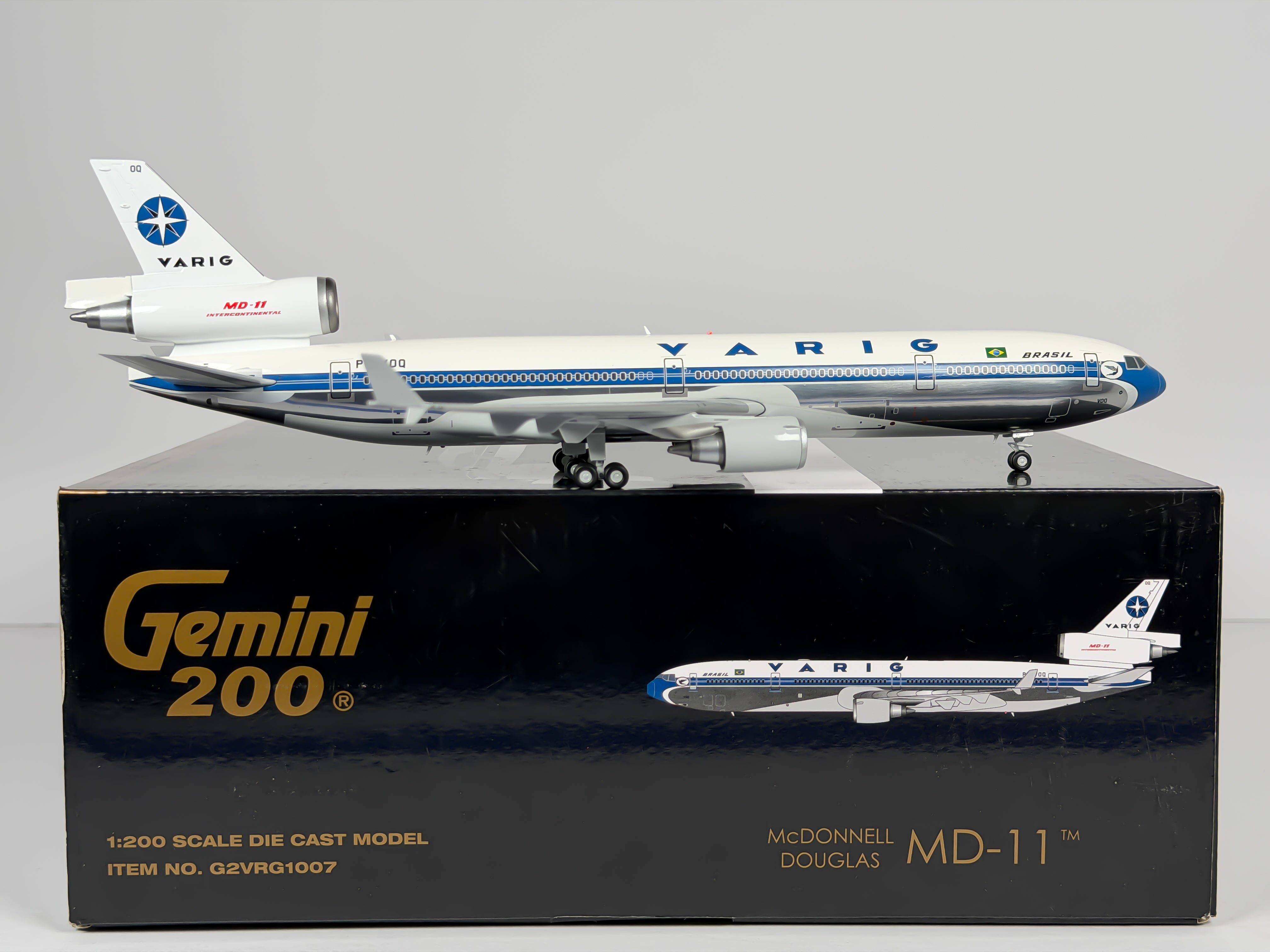 VARIG McDonnell Douglas MD-11 1:200 Gemini Jets PP-VOQ (G2VRG1007)