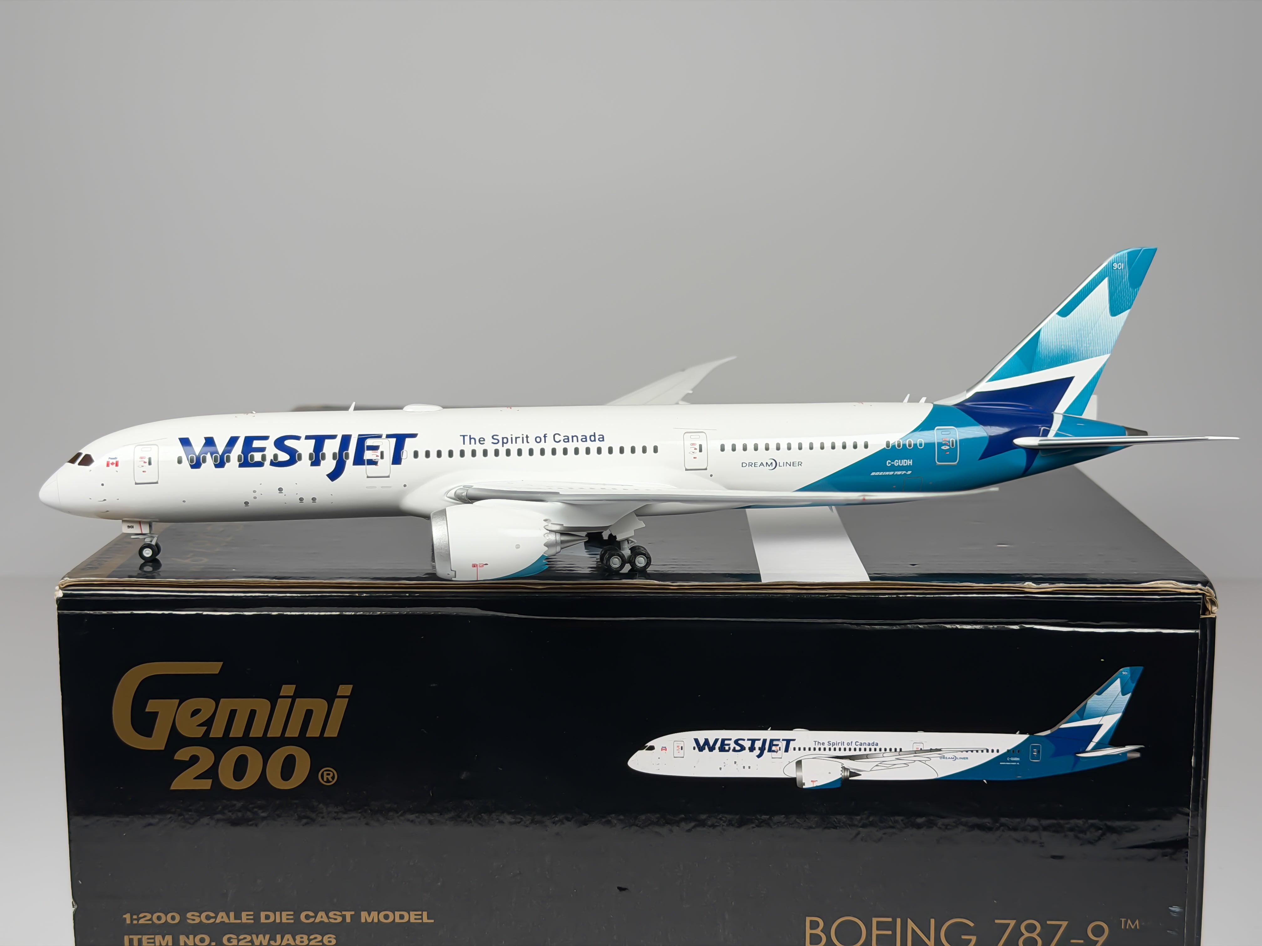 WestJet Boeing 787-9 1:200 Gemini Jets C-GUDH (G2WJA826)