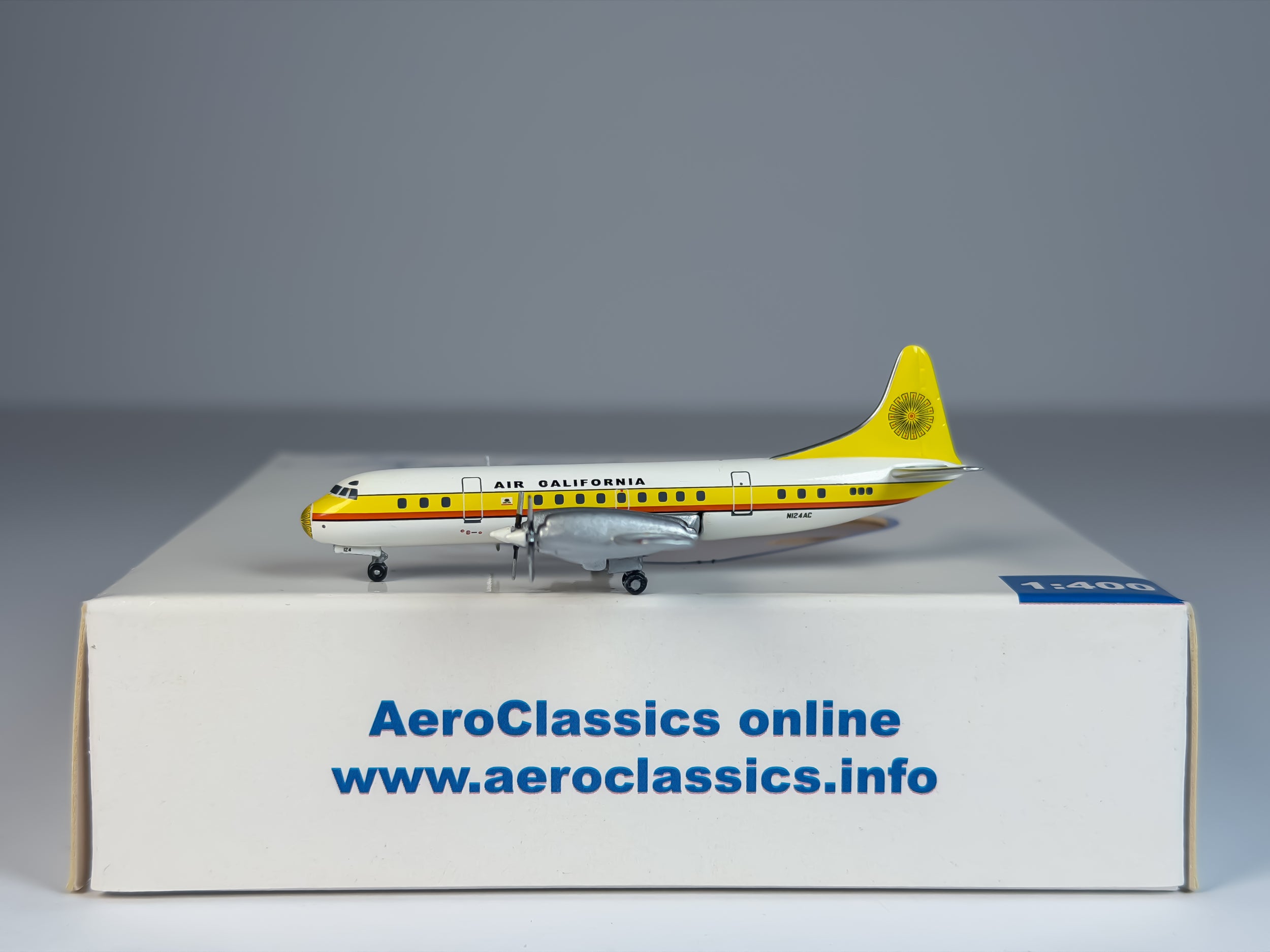 Air California Lockheed L-188 Electra 1:400 Aeroclassics N124AC (GBN124AC)