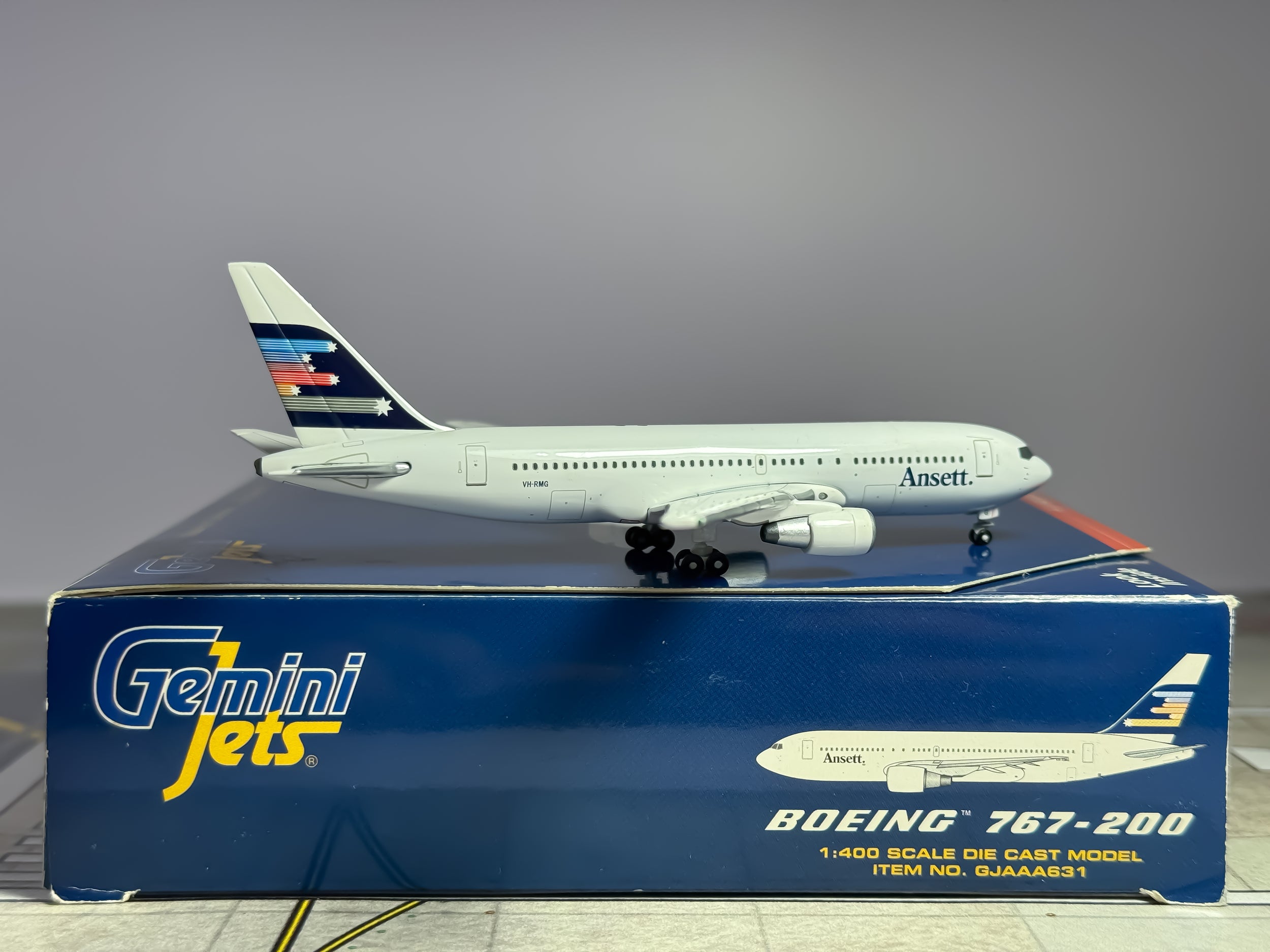 Ansett Australia Boeing 767-200 1:400 Gemini Jets VH-RMG (GJAAA631)