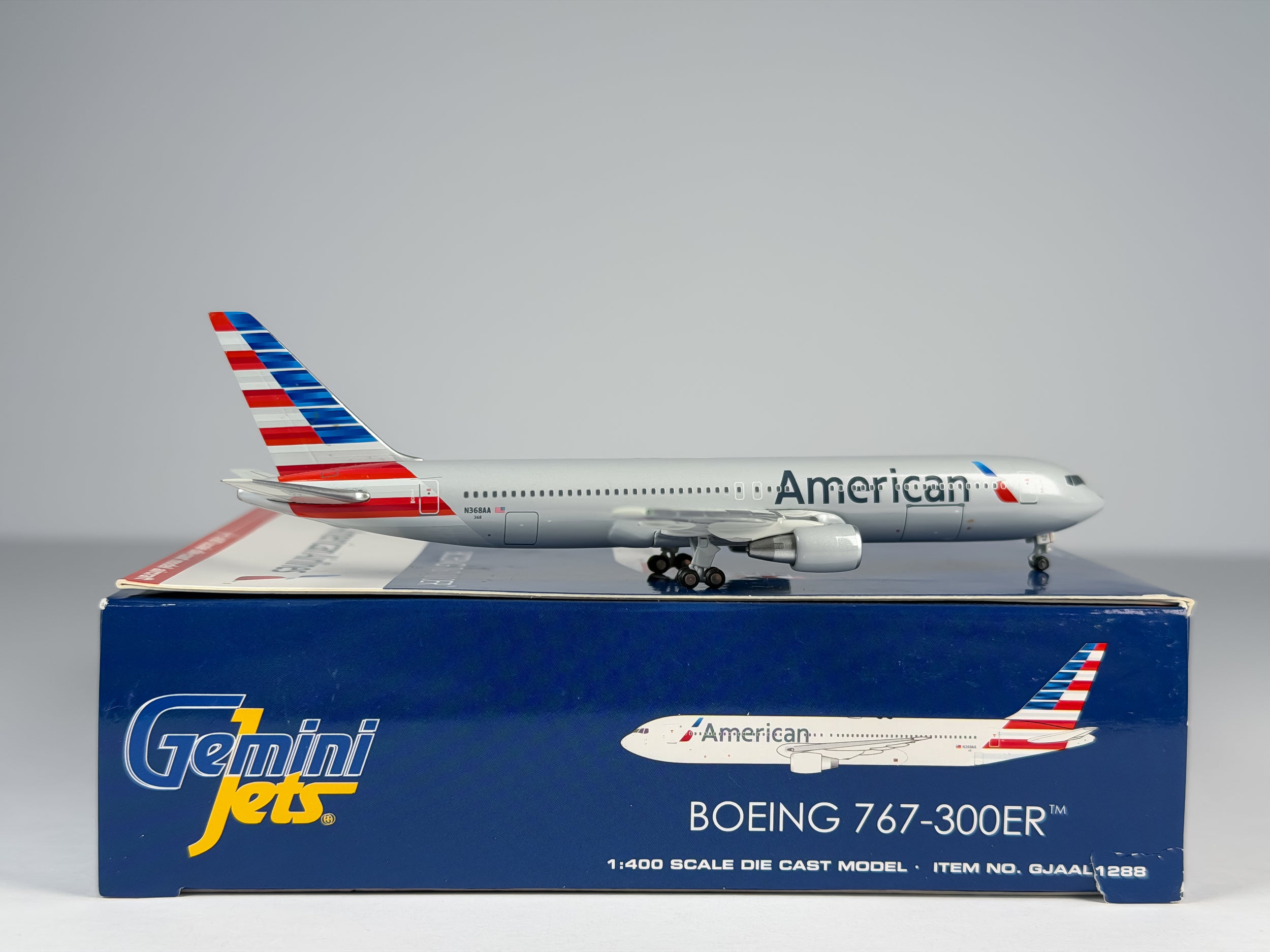 American Airlines Boeing 767-300 1:400 Gemini Jets N368AA (GJAAL1288)