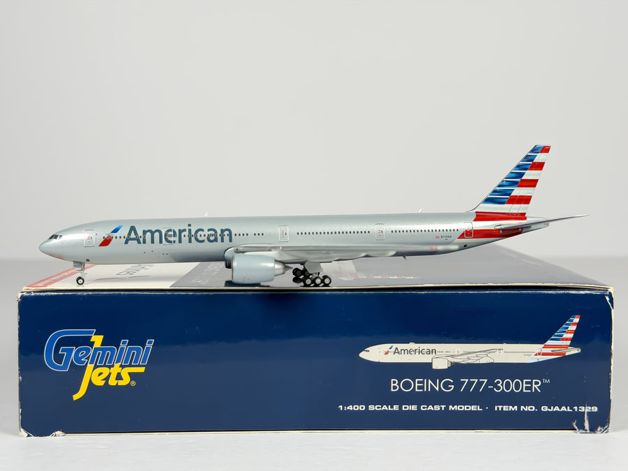 American Airlines Boeing 777-300ER 1:400 Gemini Jets N719AN (GJAAL1329)
