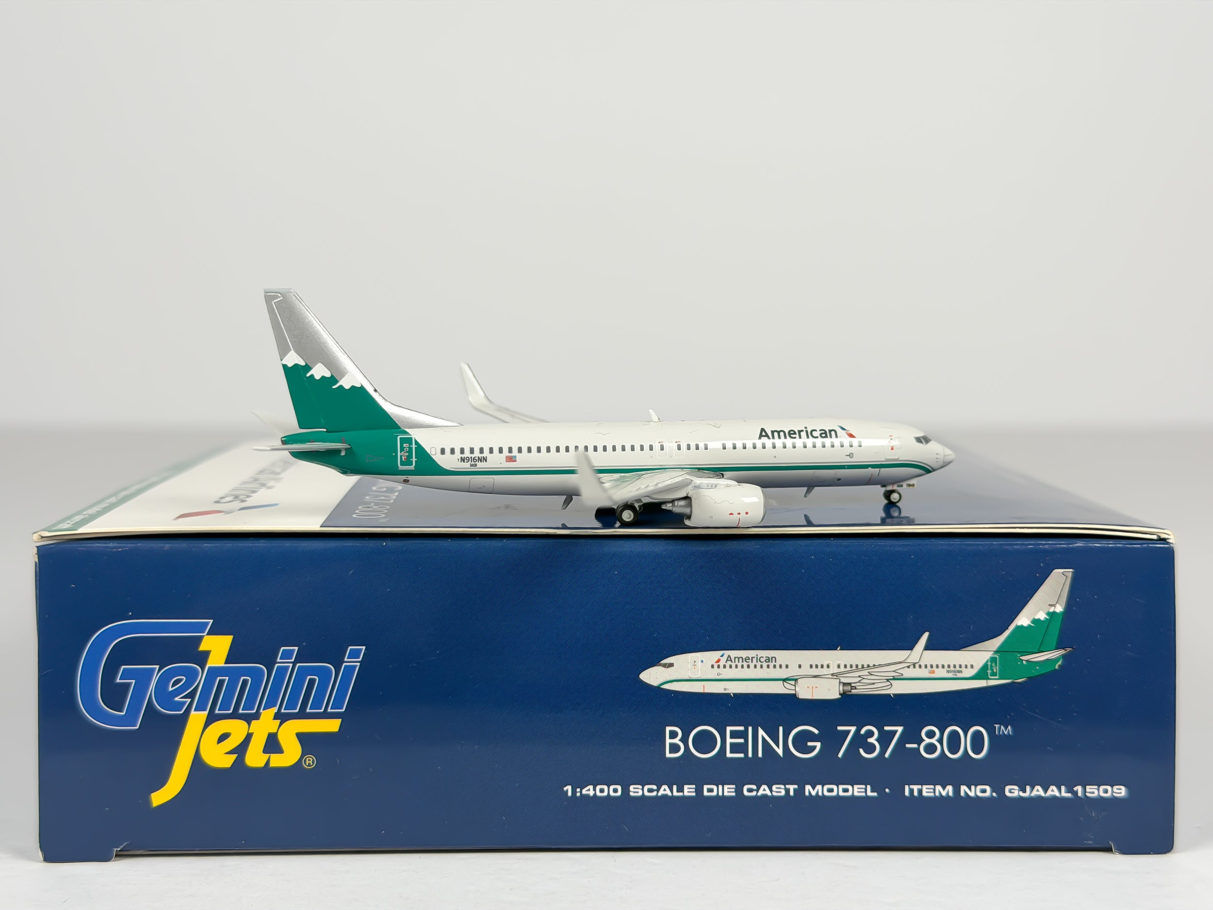 American Airlines Boeing 737-800 1:400 Gemini Jets N916NN (GJAAL1509)