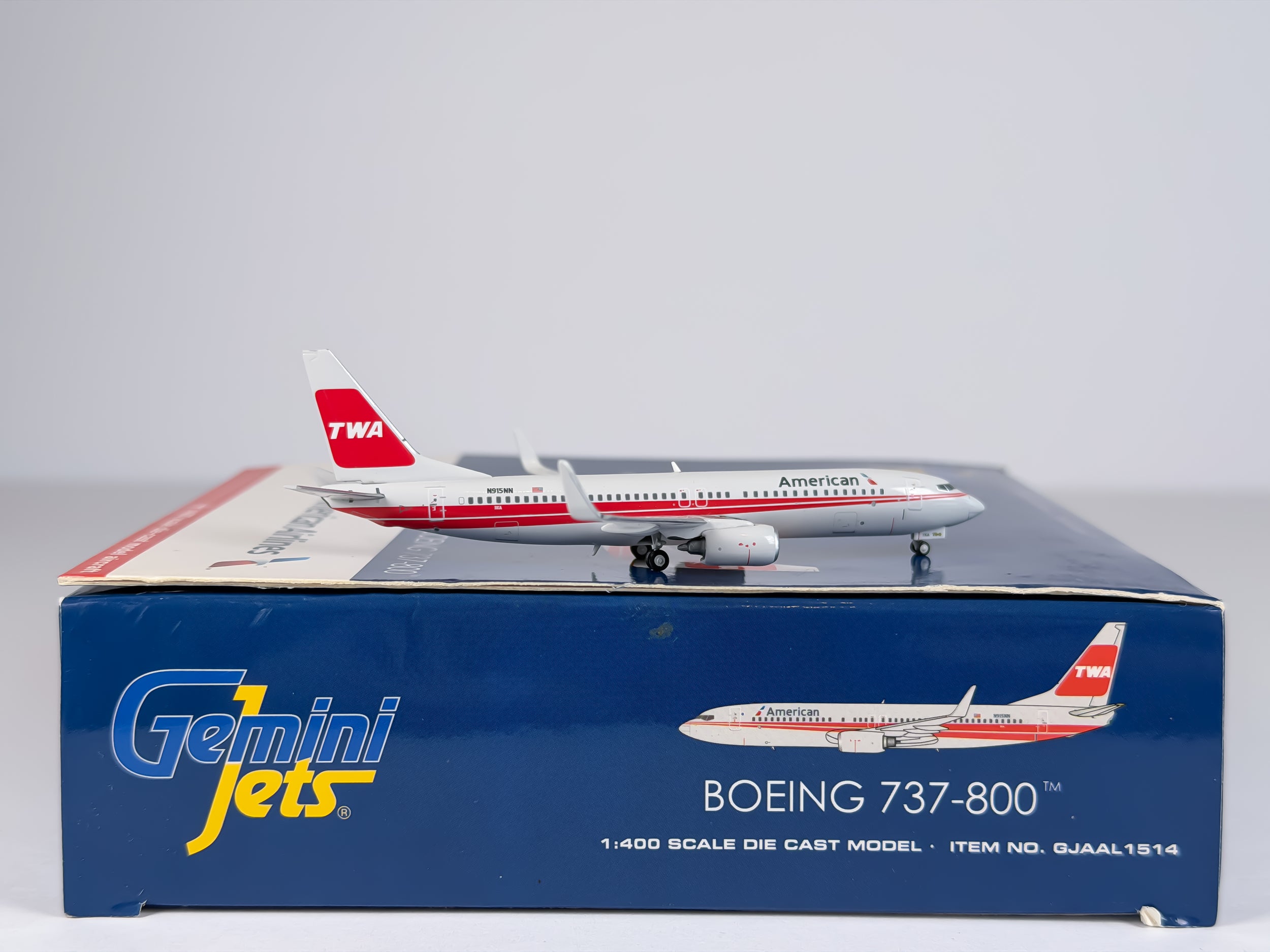 American Airlines Boeing 737-800 1:400 Gemini Jets N915NN (GJAAL1514)