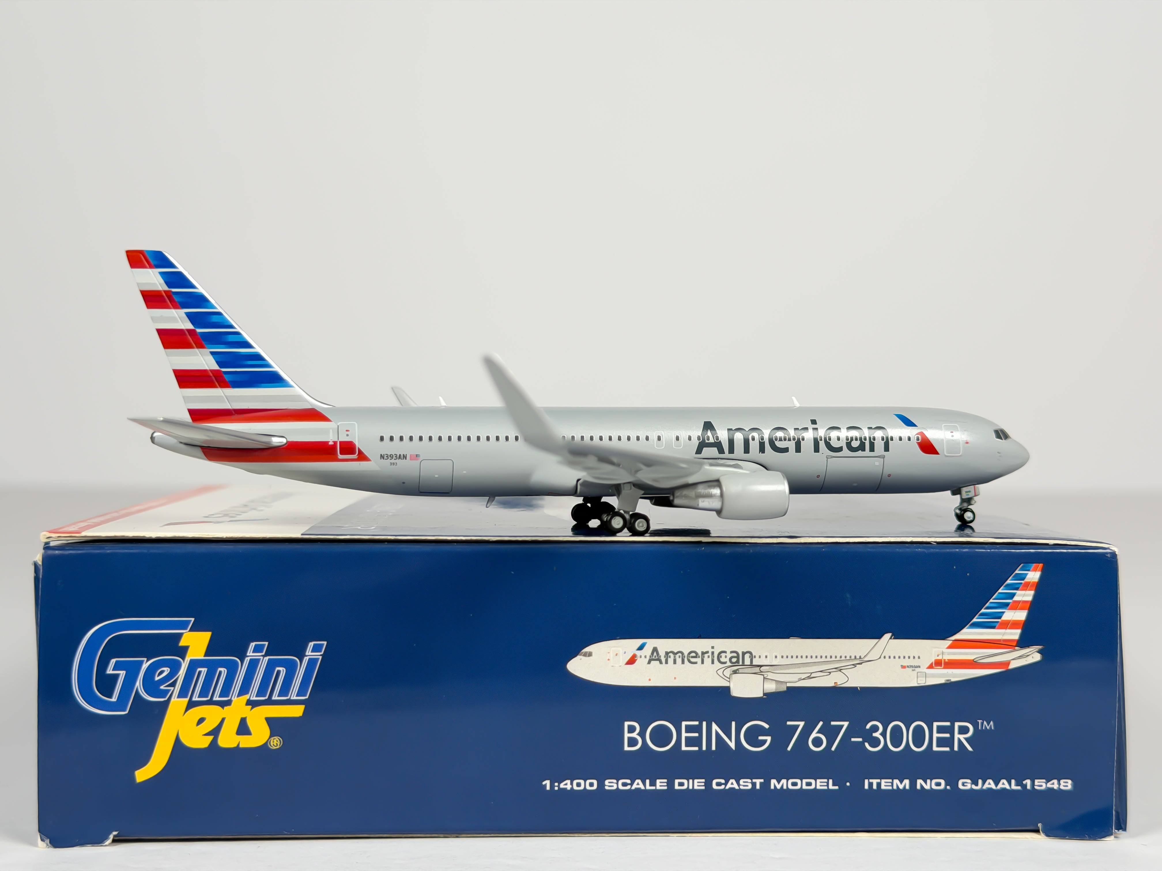 American Airlines Boeing 767-300ER 1:400 Gemini Jets N393AN (GJAAL1548)