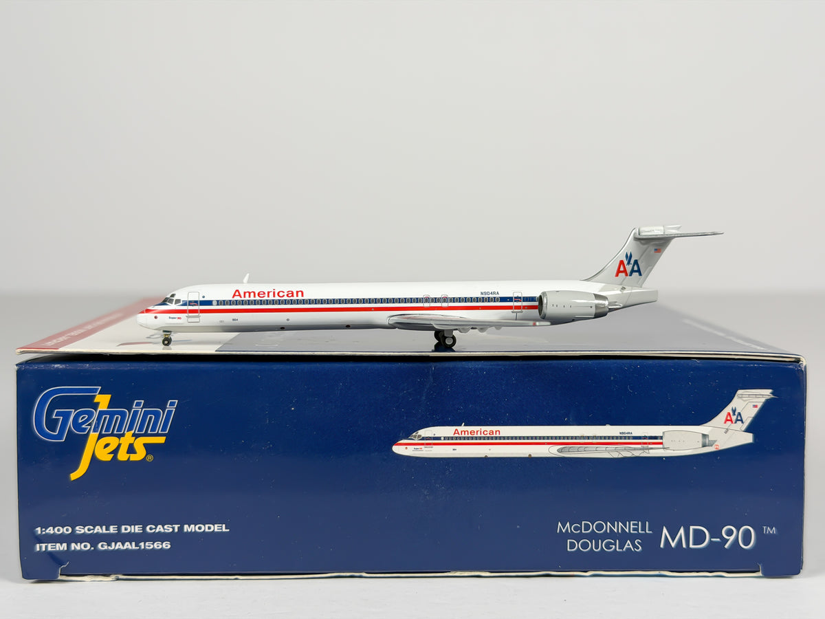 American Airlines McDonnell Douglas MD-90 1:400 Gemini Jets N904RA (GJAAL1566)