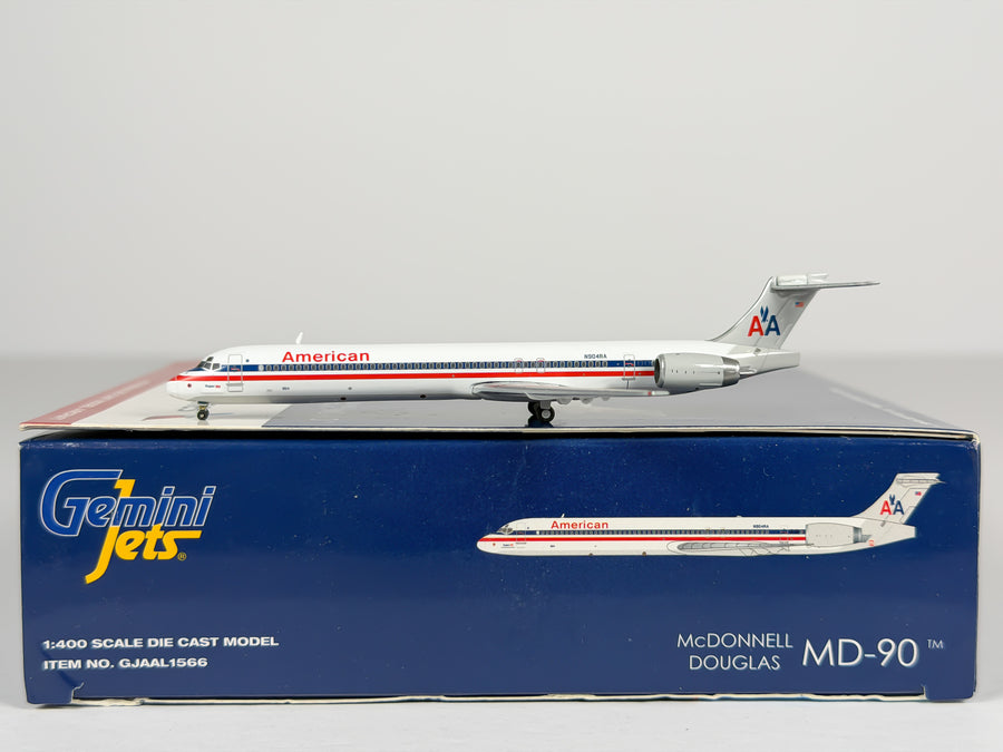 American Airlines McDonnell Douglas MD-90 1:400 Gemini Jets N904RA (GJAAL1566)