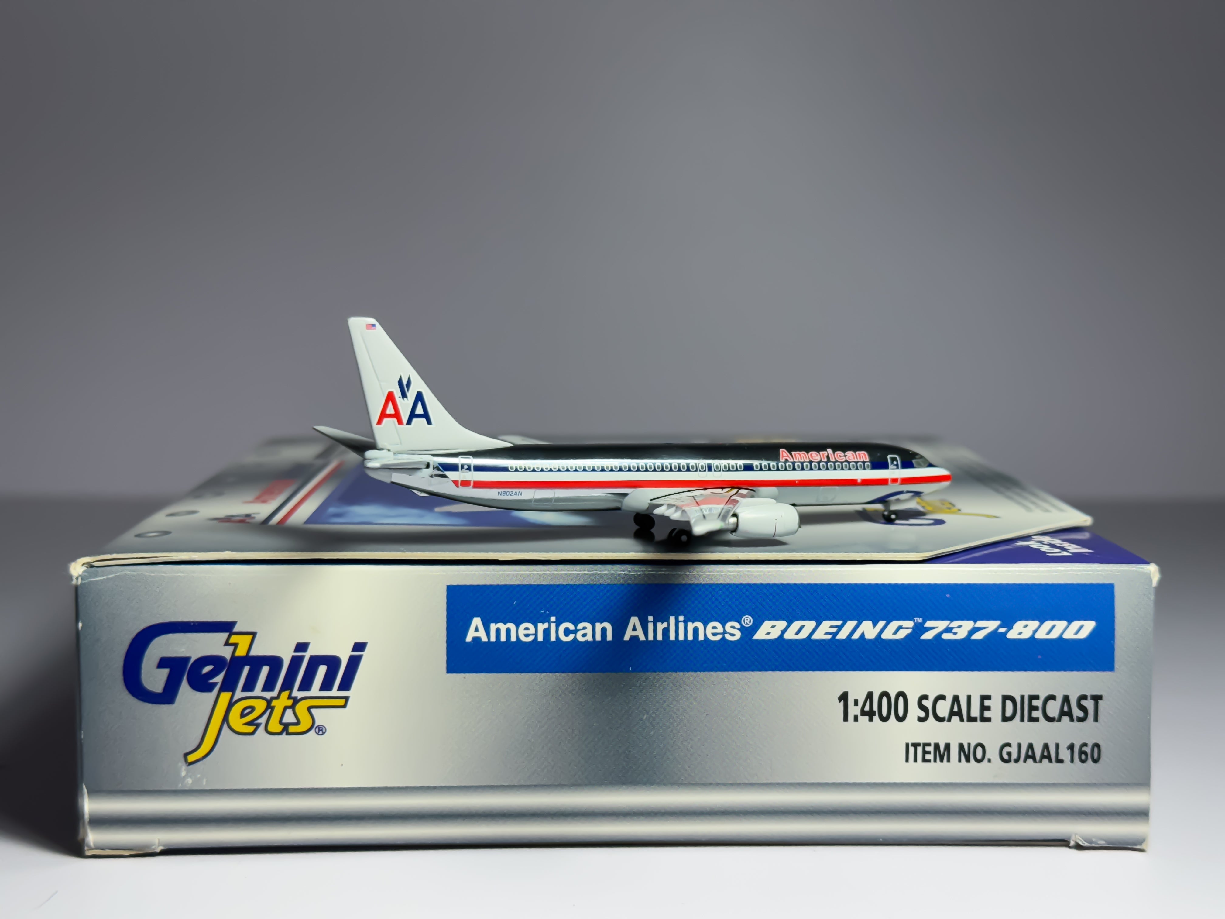 American Airlines Boeing 737-800 1:400 Gemini Jets N902AN (GJAAL160)