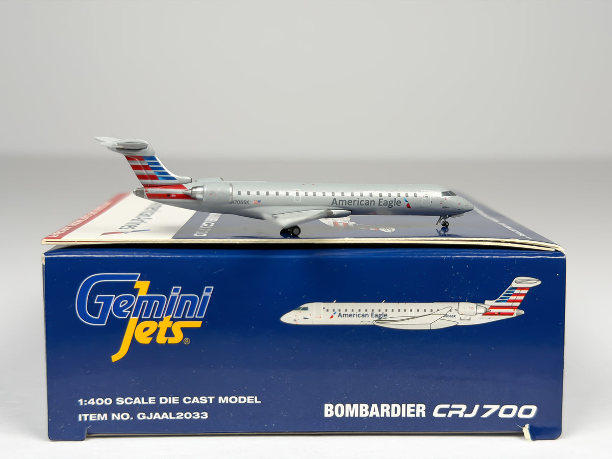 American Eagle Bombardier CRJ700 1:400 Gemini Jets N706SK (GJAAL2033)