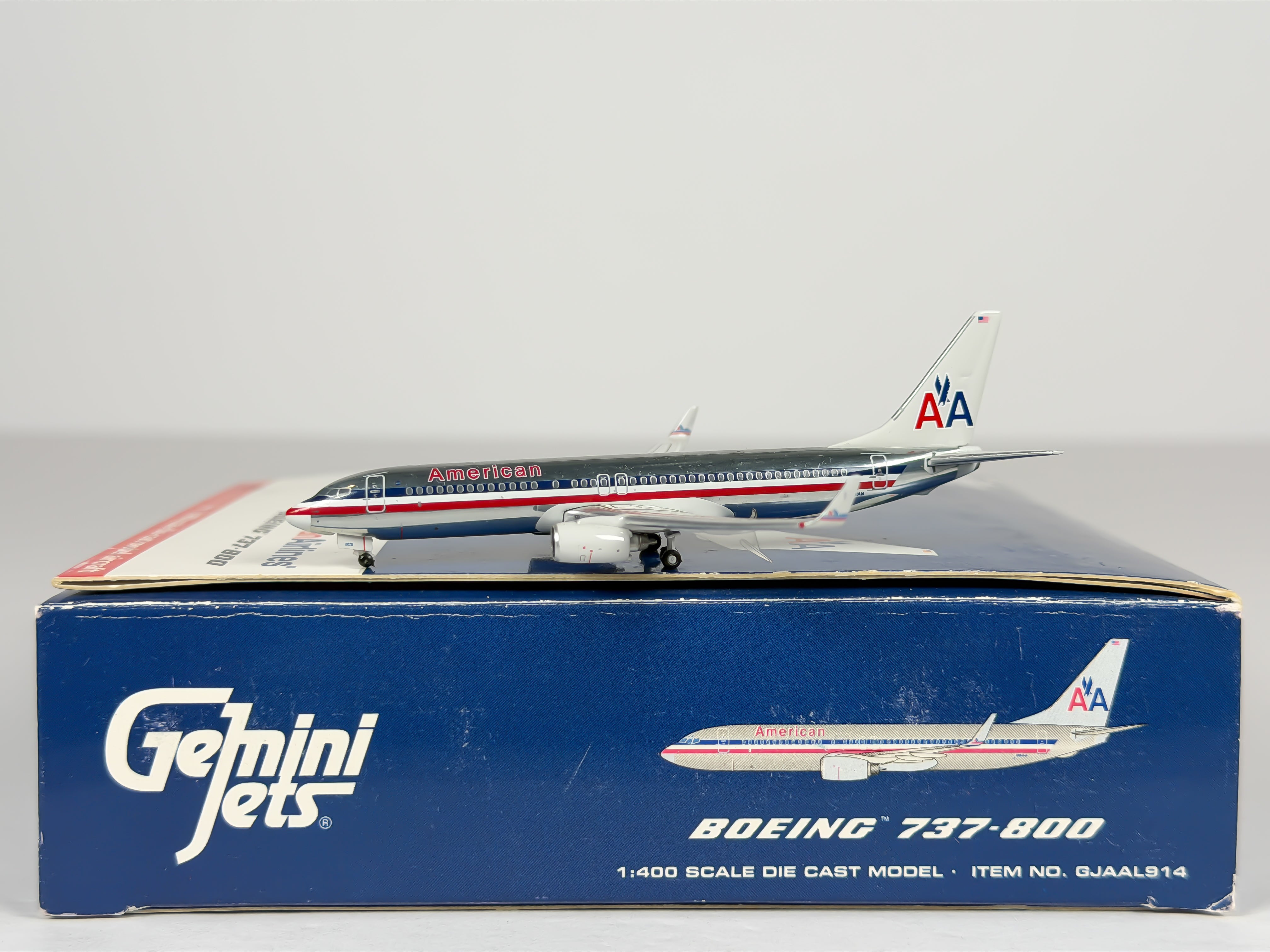American Airlines Boeing 737-800 1:400 Gemini Jets N961AN (GJAAL914)