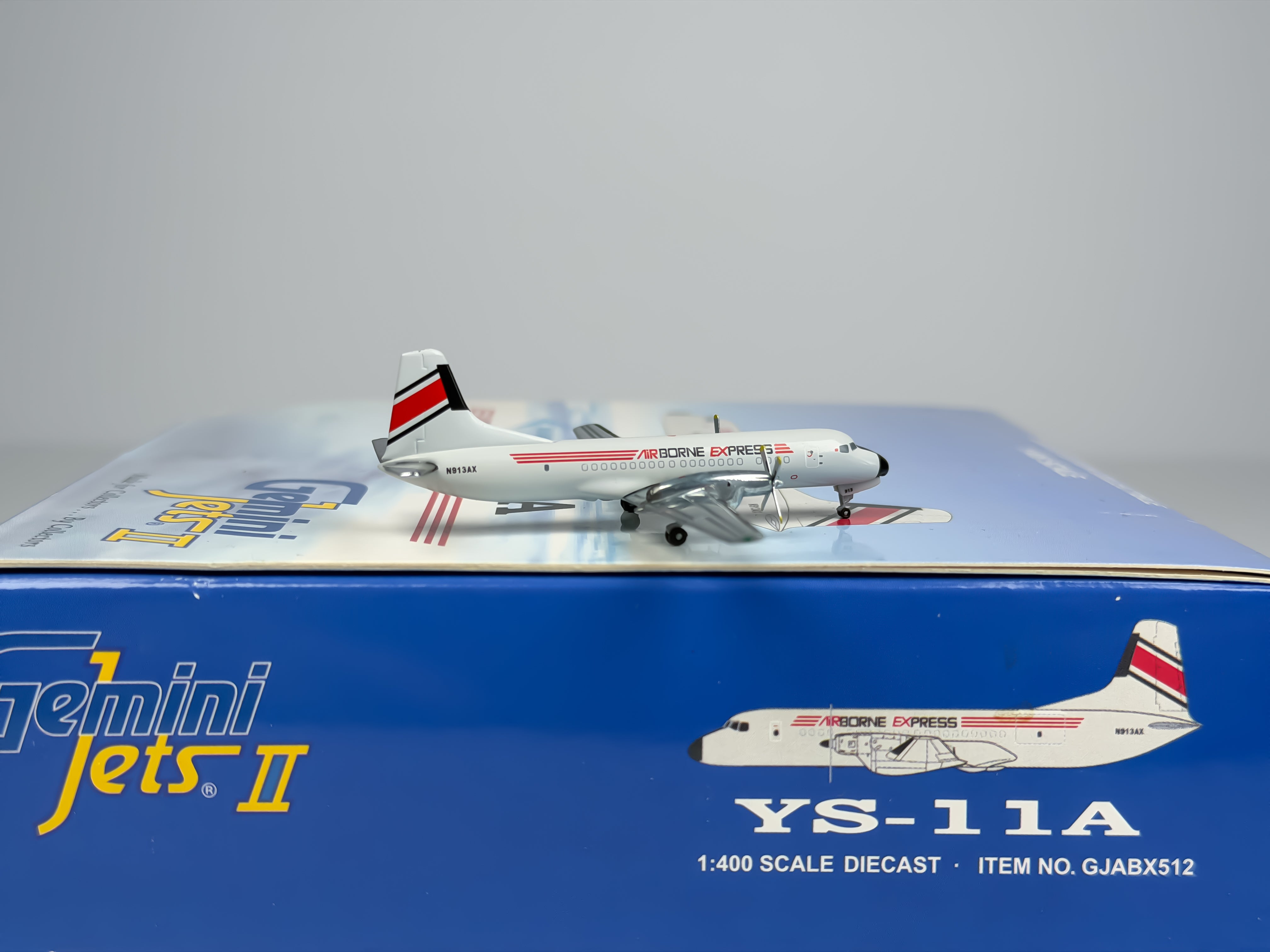 Airborne Express NAMC YS-11 1:400 Gemini Jets N913AX (GJABX512)