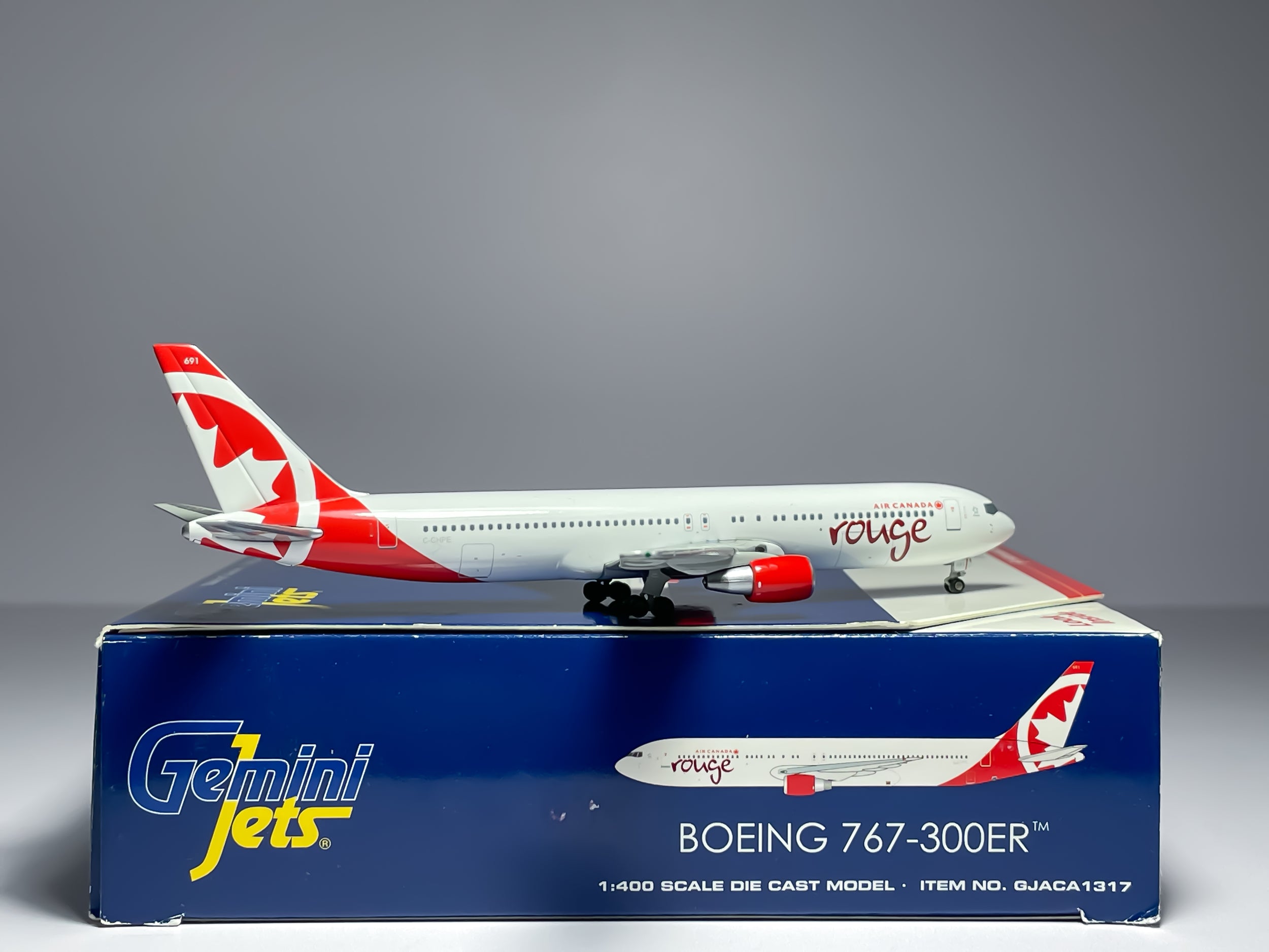 Air Canada Rouge Boeing 767-300ER 1:400 Gemini Jets C-GHPE (GJACA1317)