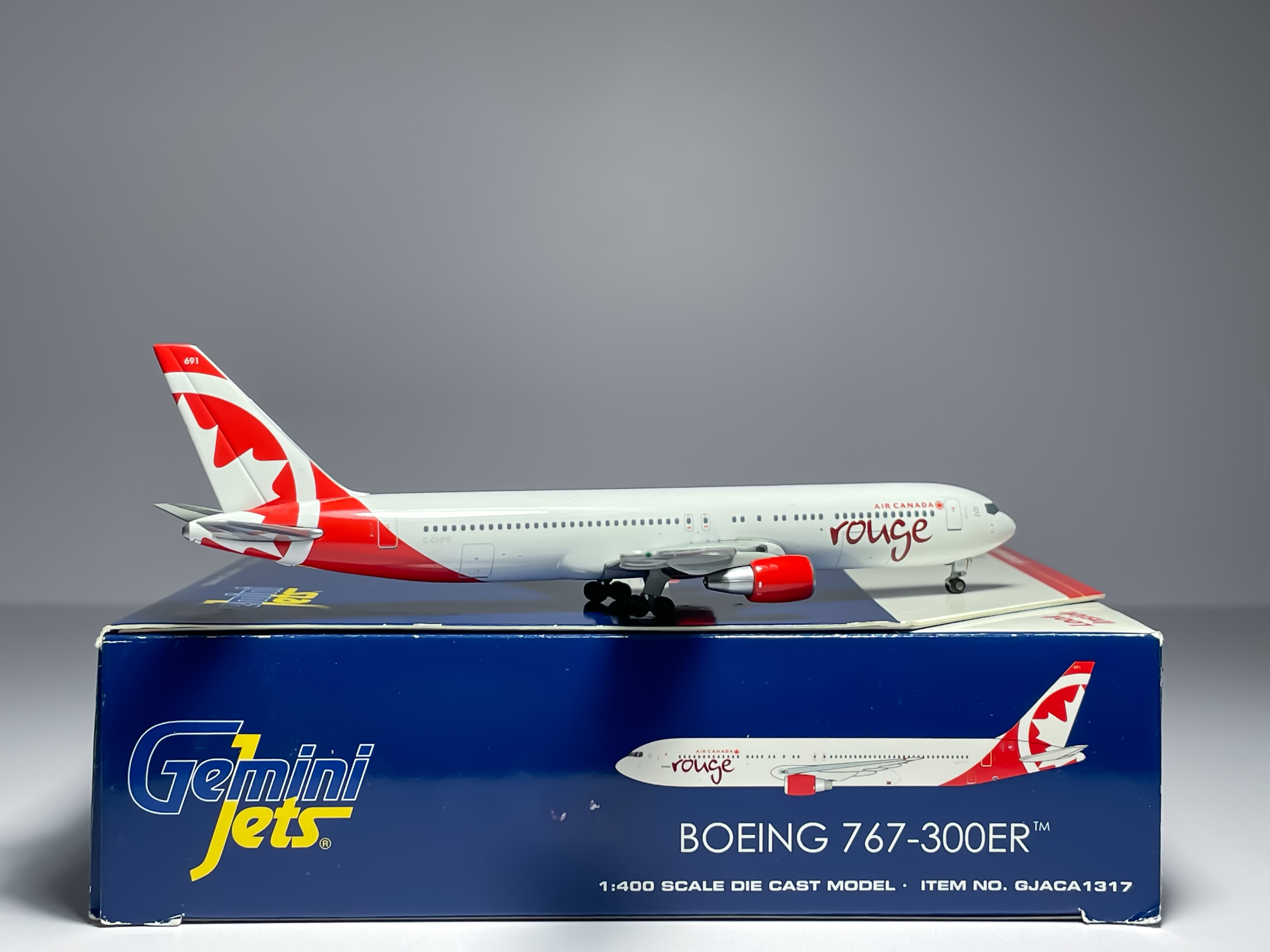 Air Canada Rouge Boeing 767-300ER 1:400 Gemini Jets C-GHPE (GJACA1317)