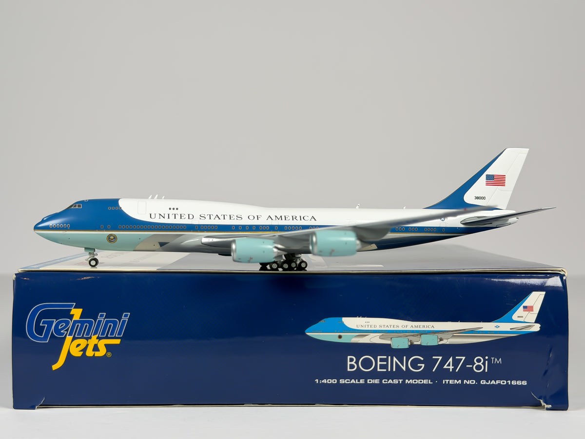 U.S Air Force (USAF) Boeing 747-8i 1:400 Gemini Jets 83-8000 (GJAFO1666)