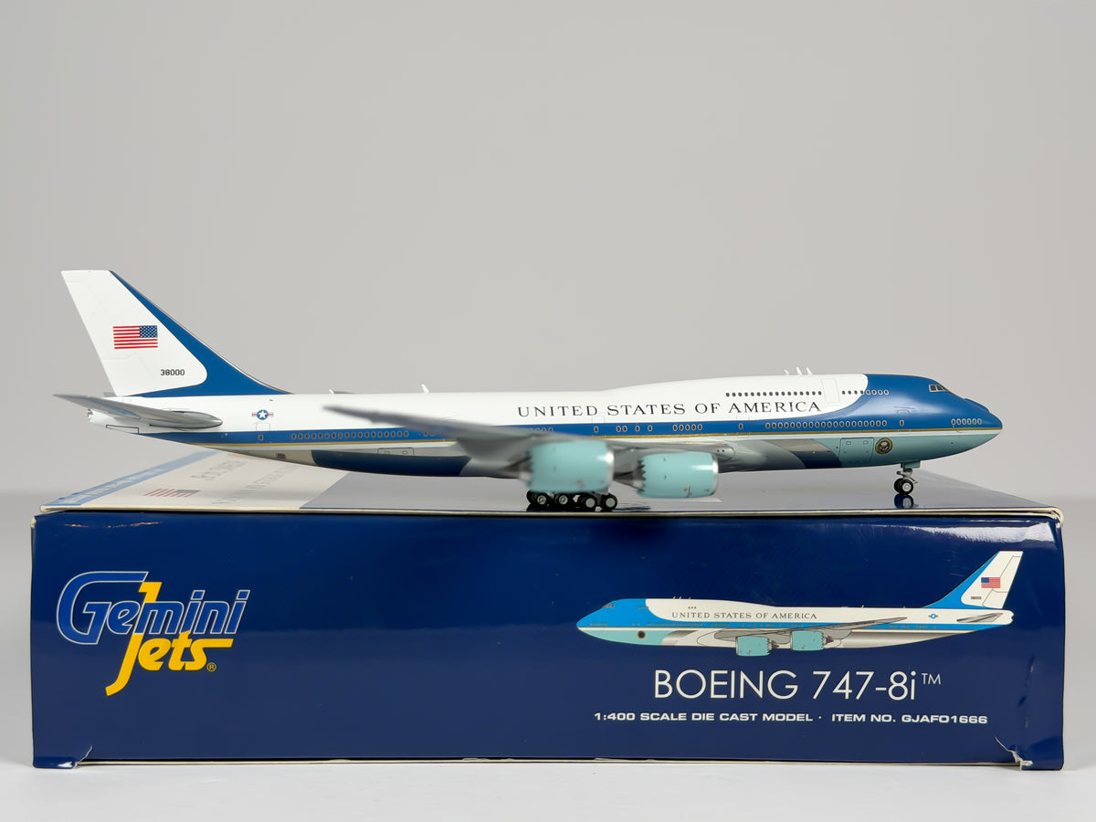 U.S Air Force (USAF) Boeing 747-8i 1:400 Gemini Jets 83-8000 (GJAFO1666)
